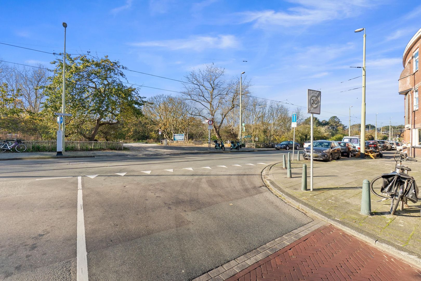 Pluvierstraat 434, Den Haag foto-35 blur