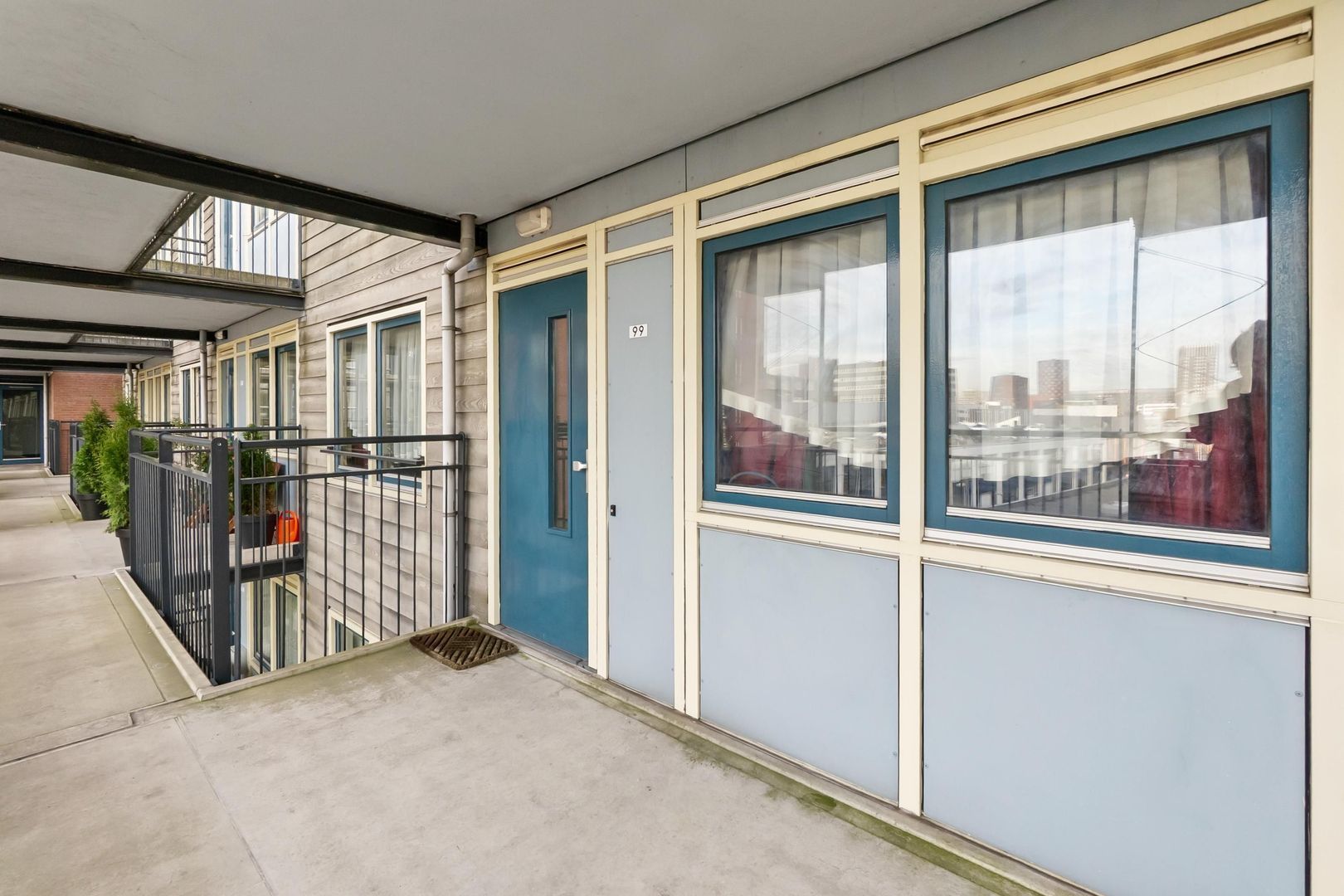 Lobattostraat 99, Den Haag foto-2 blur