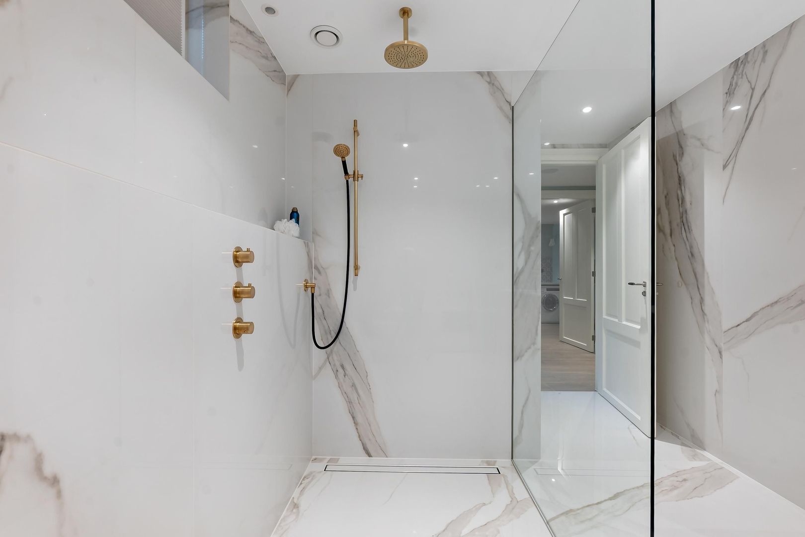 Oostmadeweg 5 A, Den Haag foto-70 blur