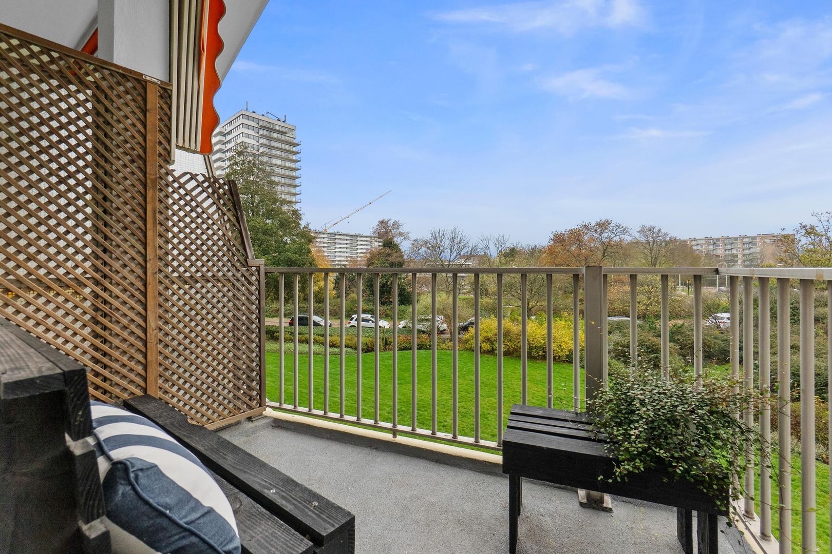 Ridderspoorweg 50, Den Haag foto-32 blur