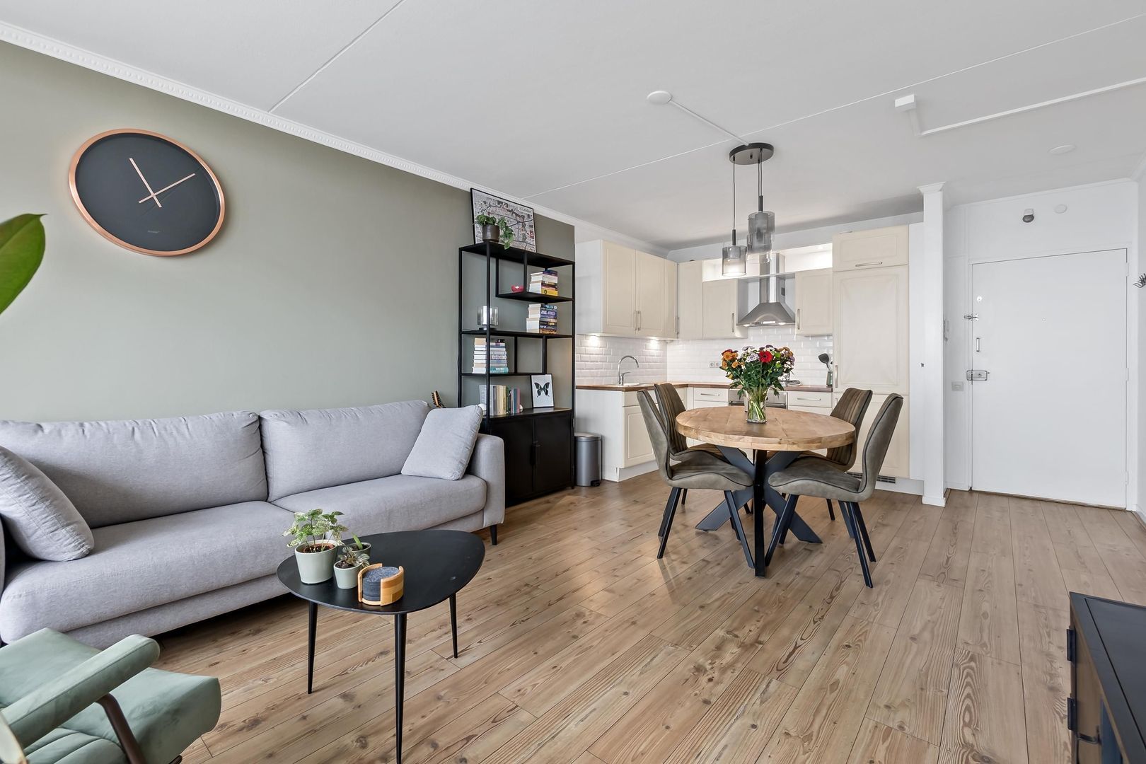 Vijf Meilaan 72, Leiden foto-7 blur