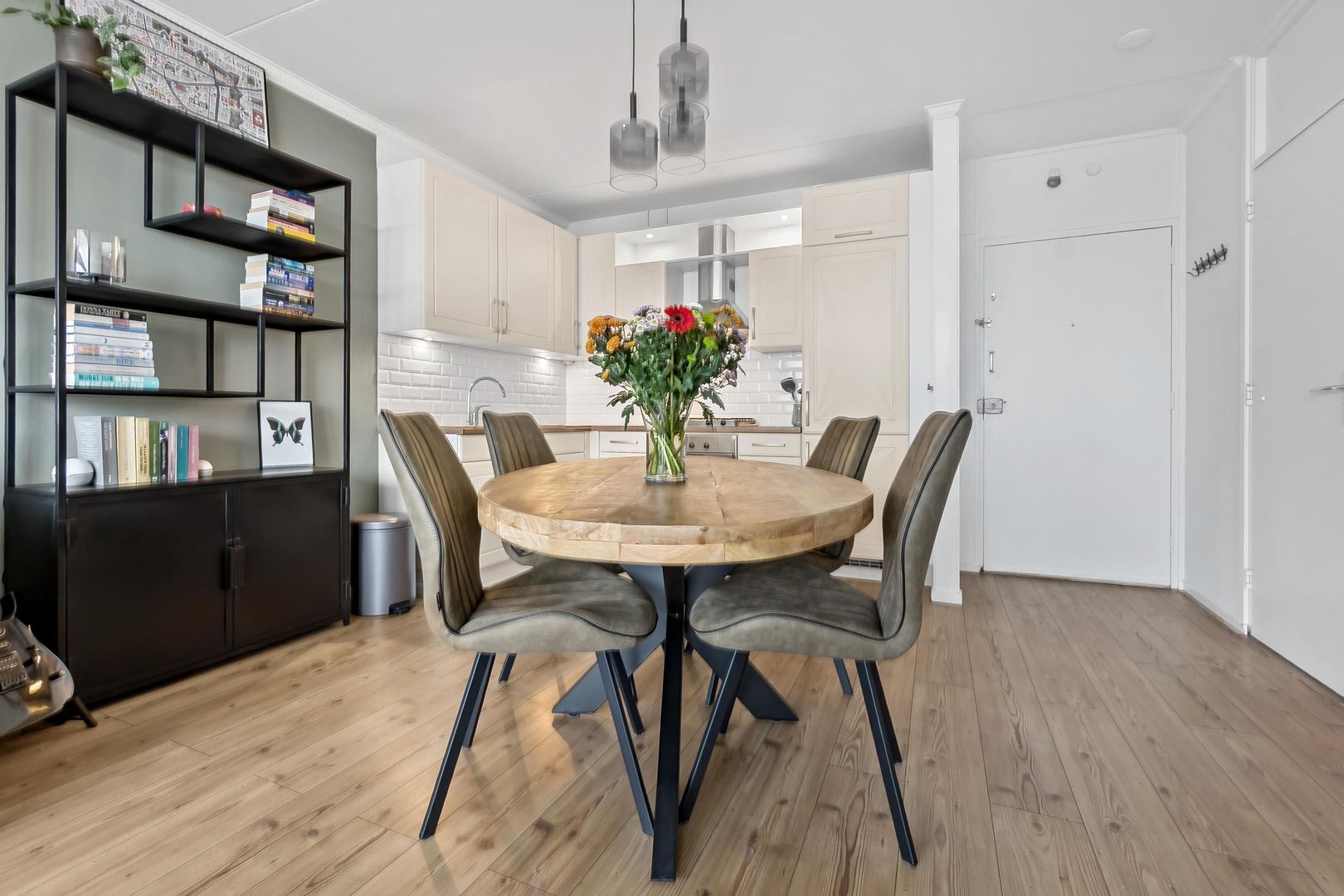 Vijf Meilaan 72, Leiden foto-8 blur