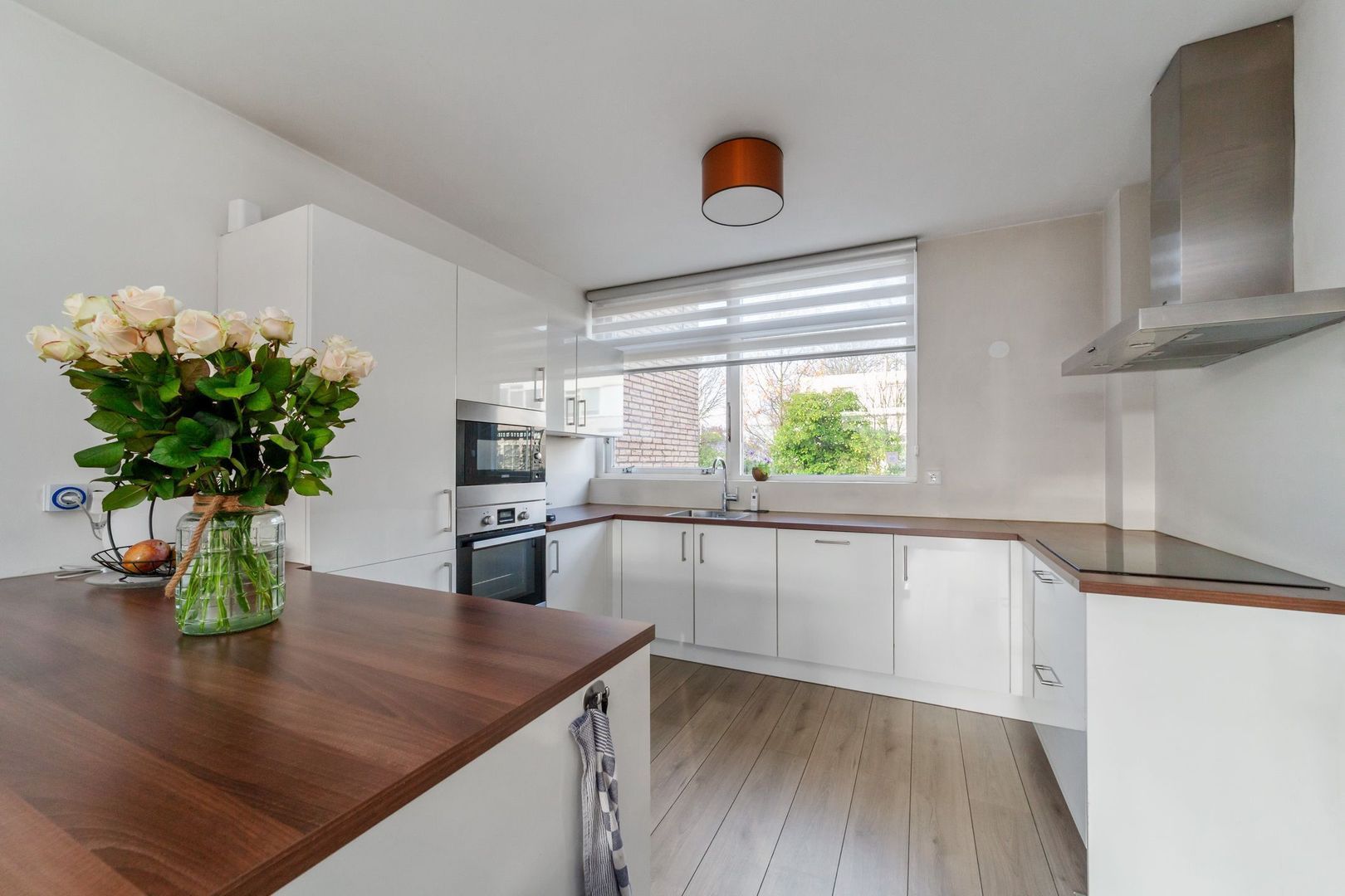 De Bronkhorst 2, Wateringen foto-10 blur