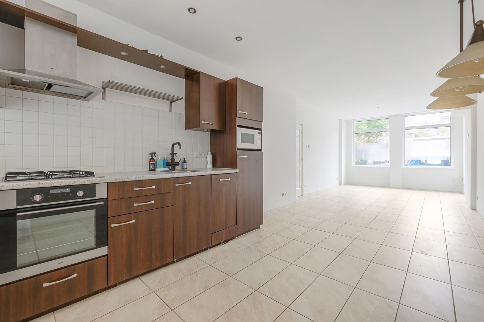 Vliegwielstraat 65, Den Haag foto-1 blur