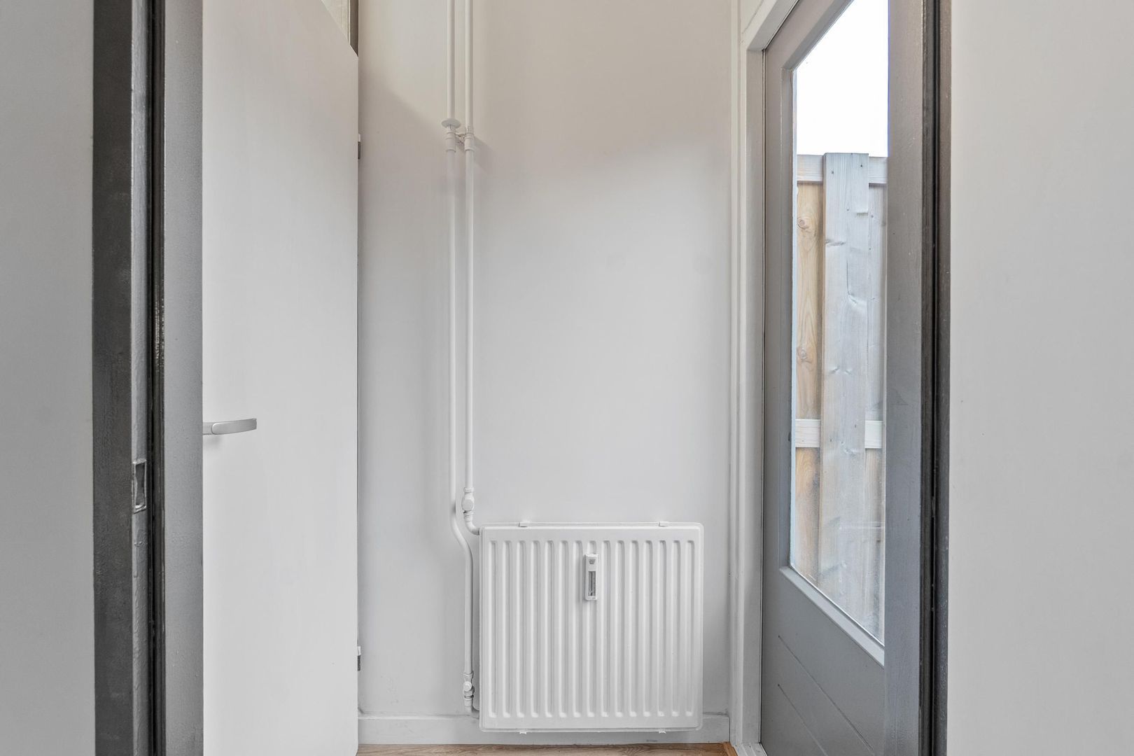 Barcelonastraat 35, Rotterdam foto-23 blur