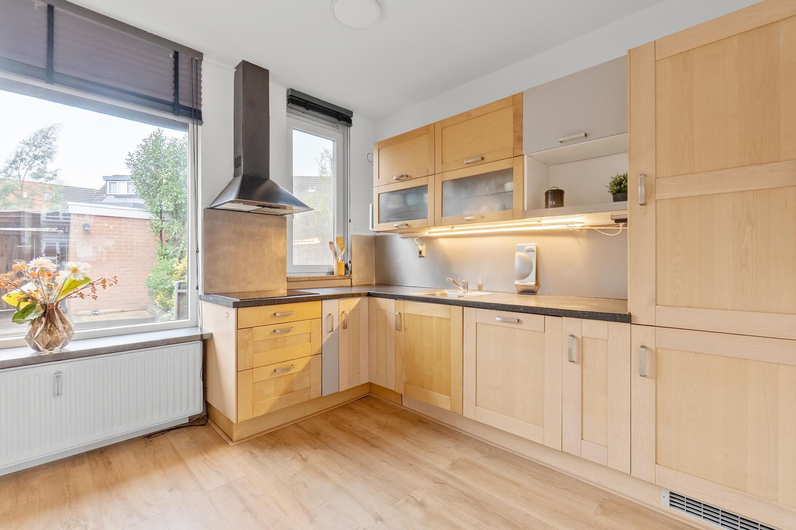 Barcelonastraat 35, Rotterdam foto-8 blur