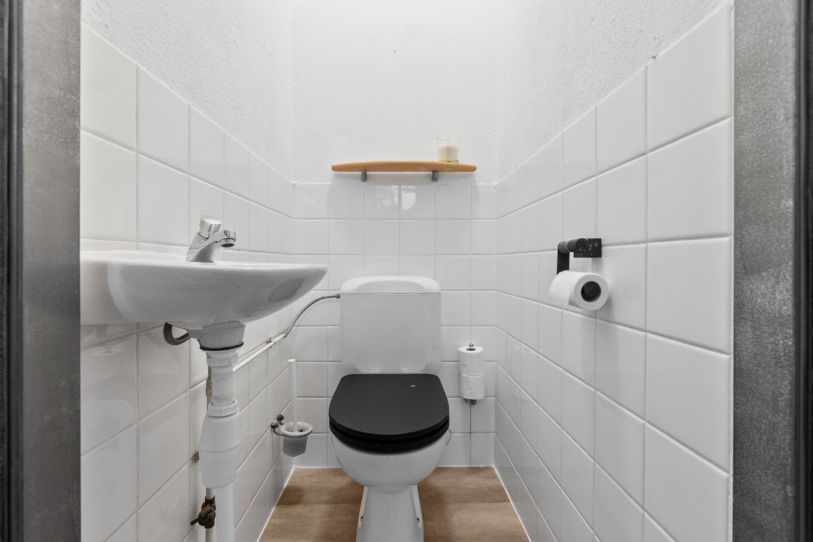 Barcelonastraat 35, Rotterdam foto-22 blur