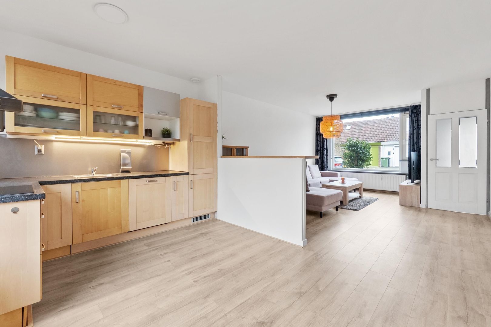 Barcelonastraat 35, Rotterdam foto-6 blur