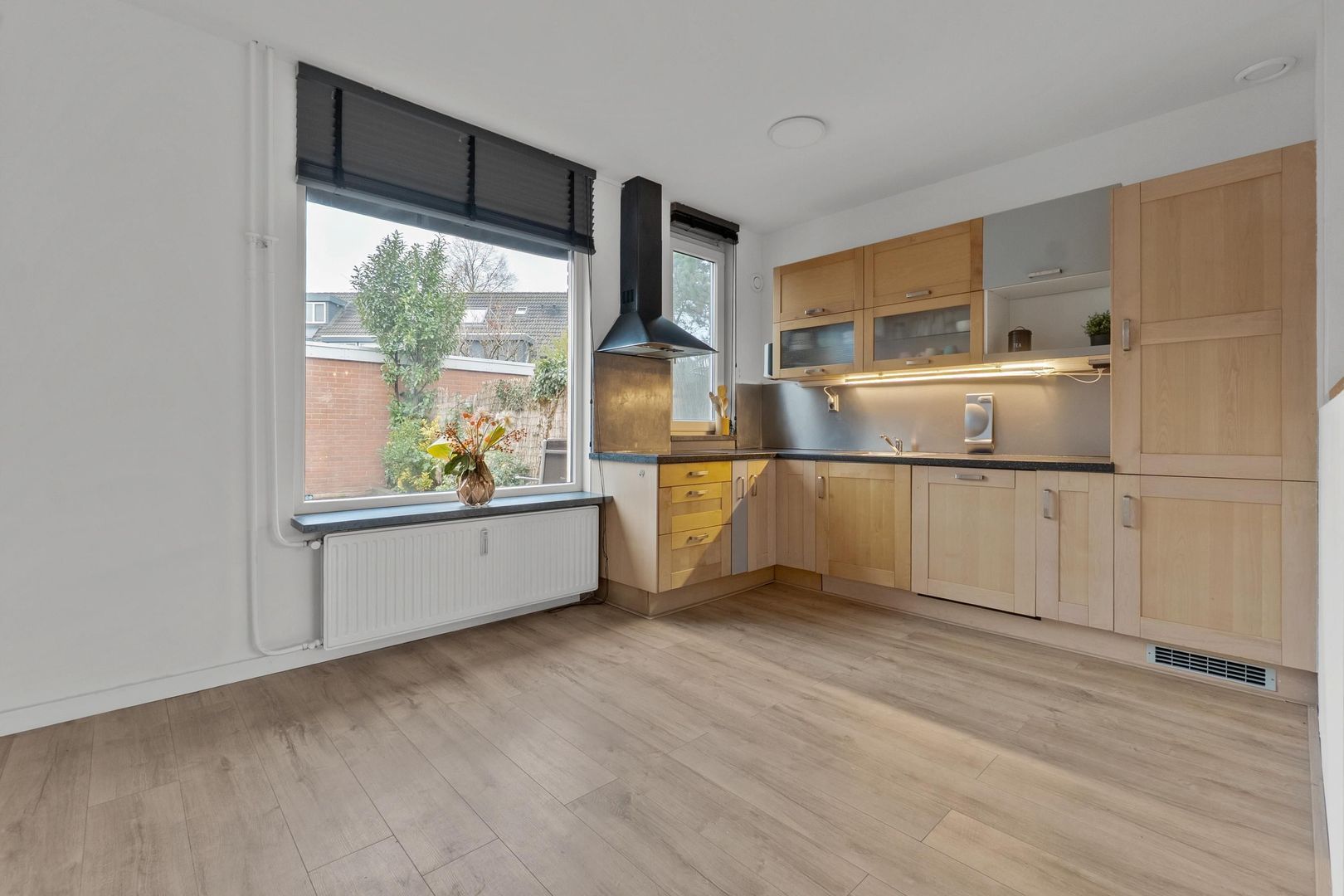 Barcelonastraat 35, Rotterdam foto-13 blur