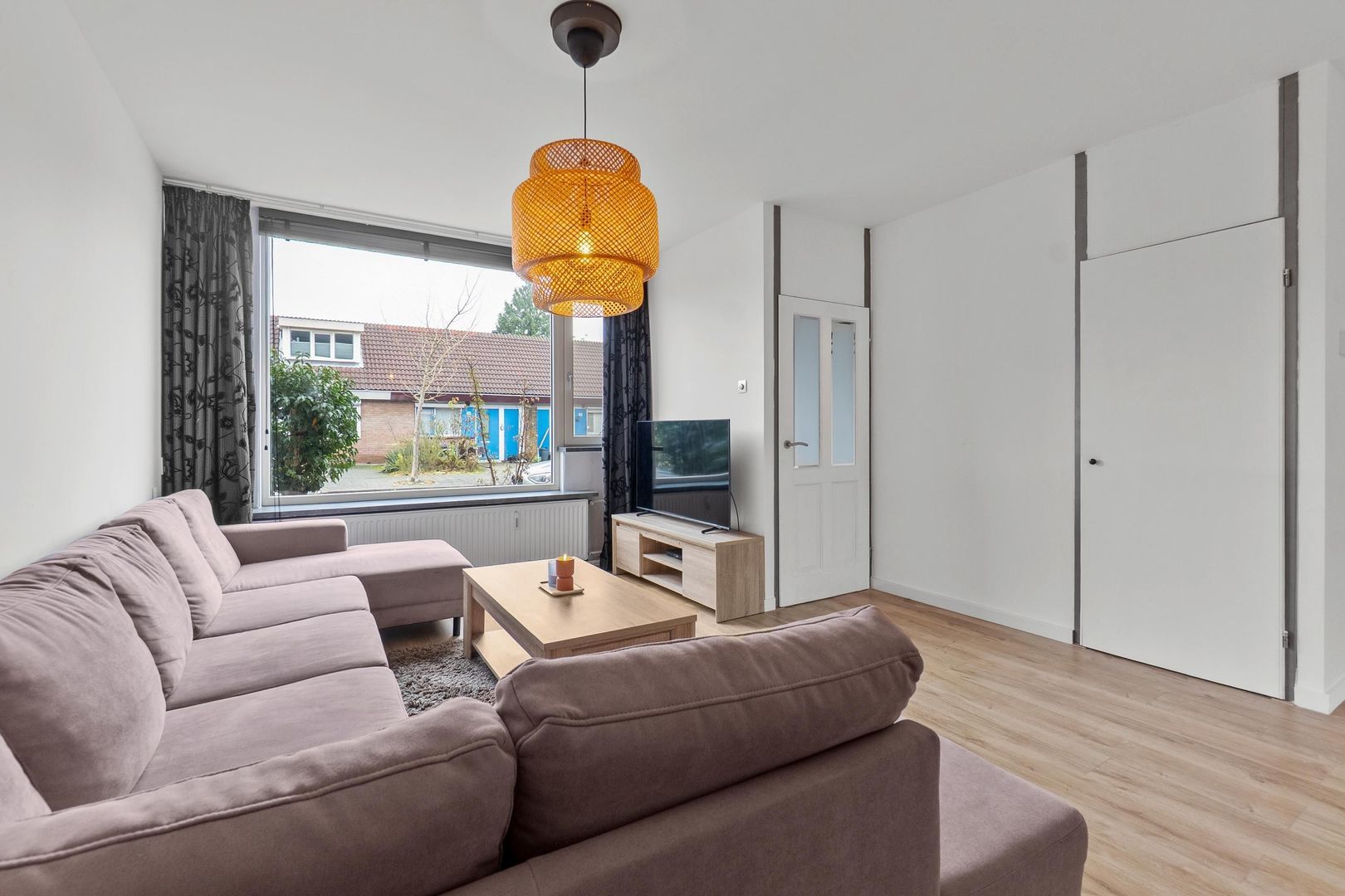 Barcelonastraat 35, Rotterdam foto-17 blur