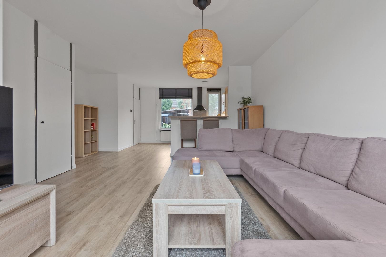 Barcelonastraat 35, Rotterdam foto-19 blur