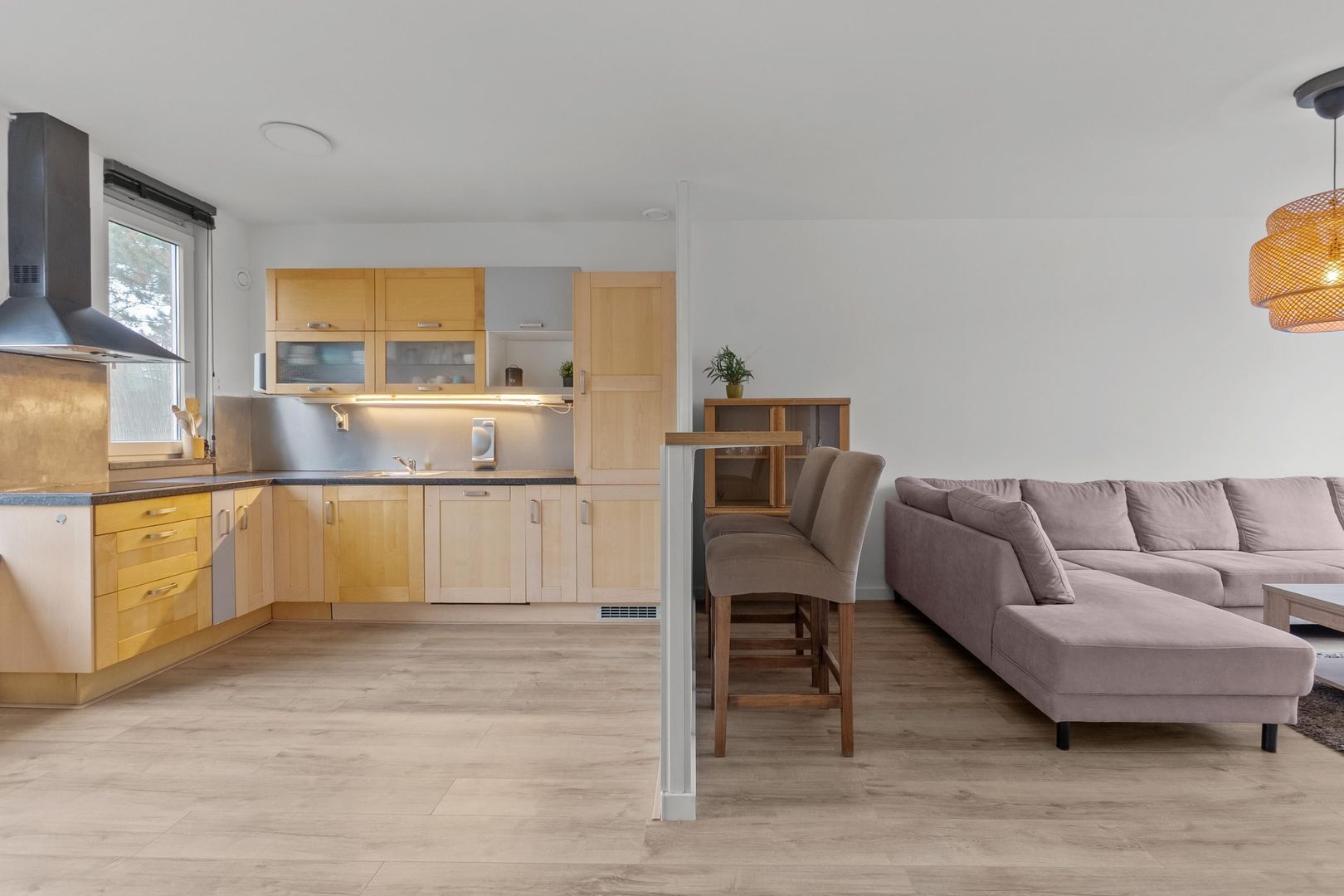 Barcelonastraat 35, Rotterdam foto-21 blur