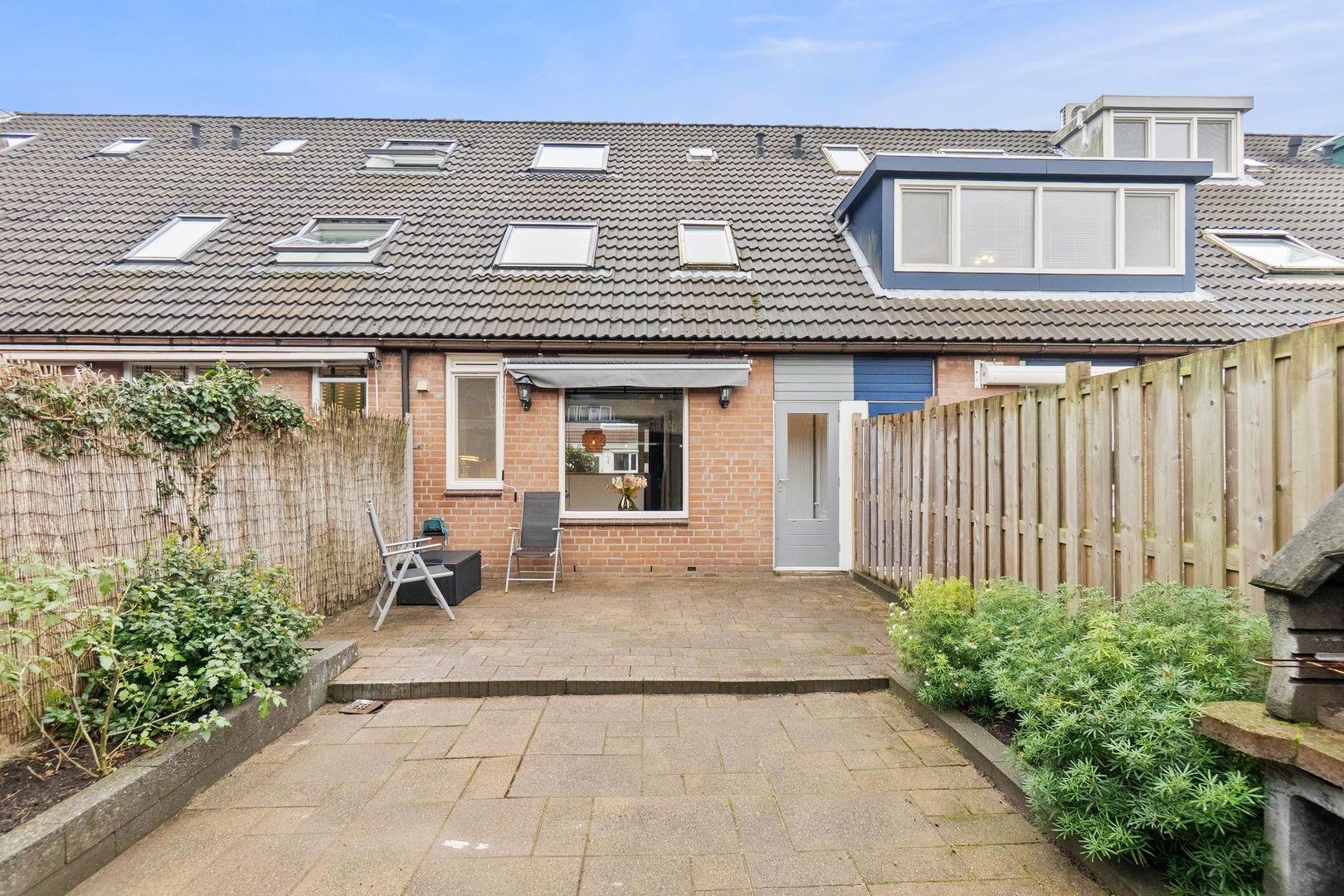 Barcelonastraat 35, Rotterdam foto-29 blur