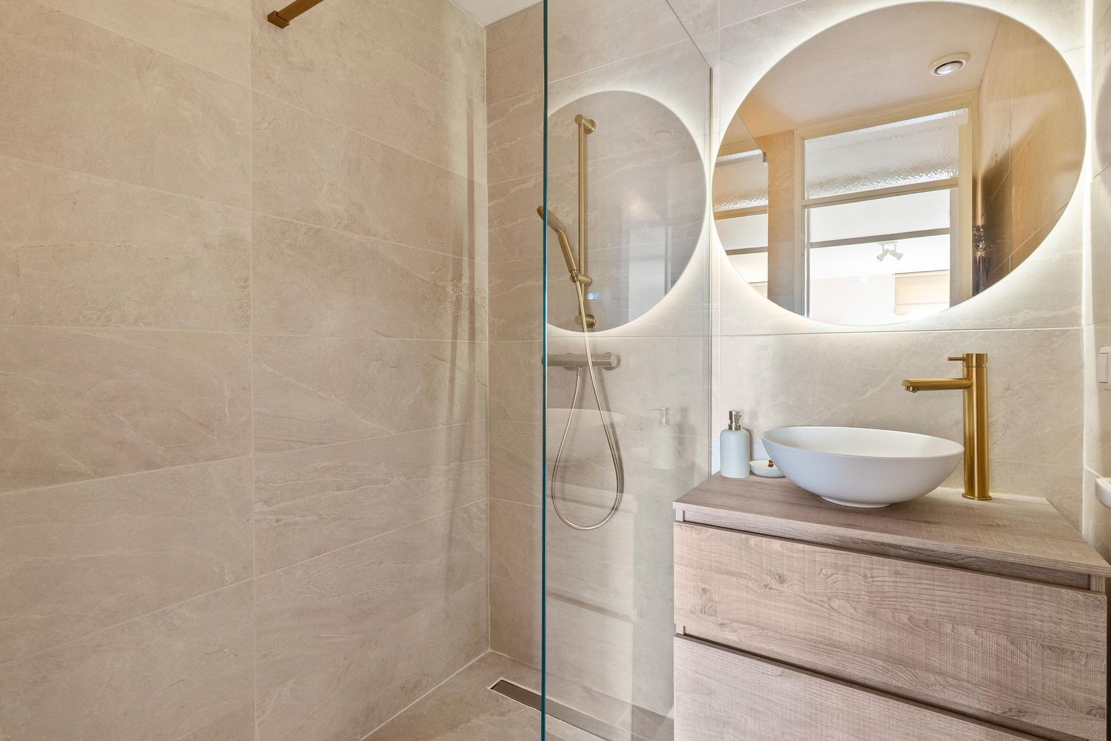 Gevers Deynootweg 918, Den Haag foto-12 blur