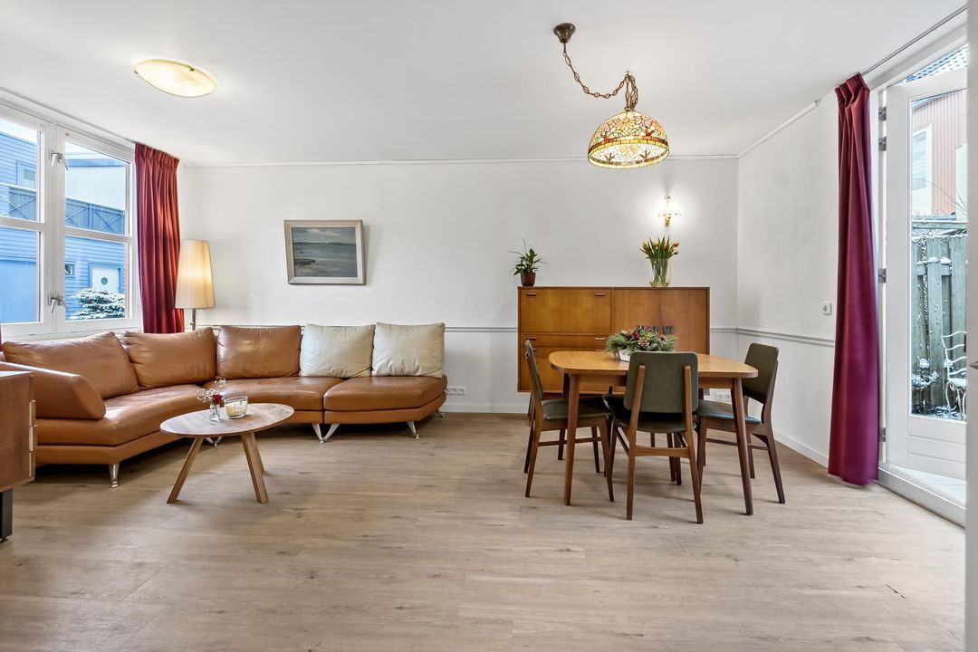 Rogstraat 11, Den Haag