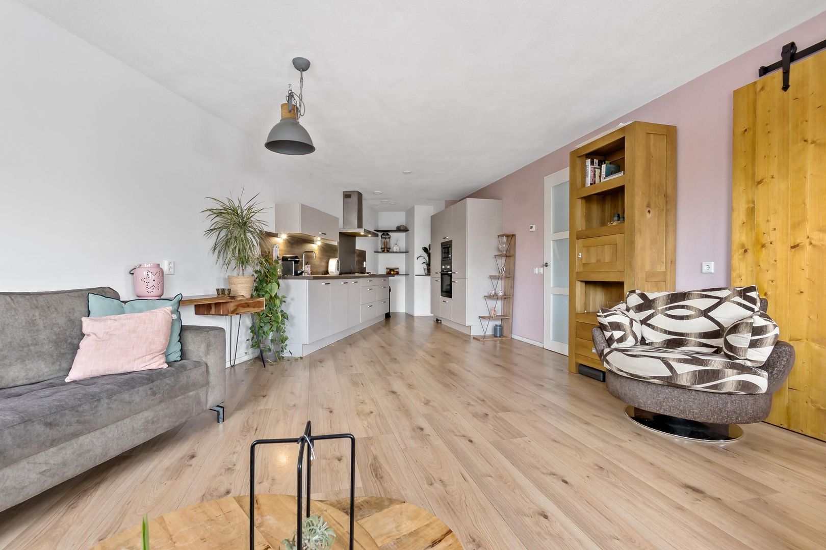 Praagsingel 81, Den Haag foto-8 blur