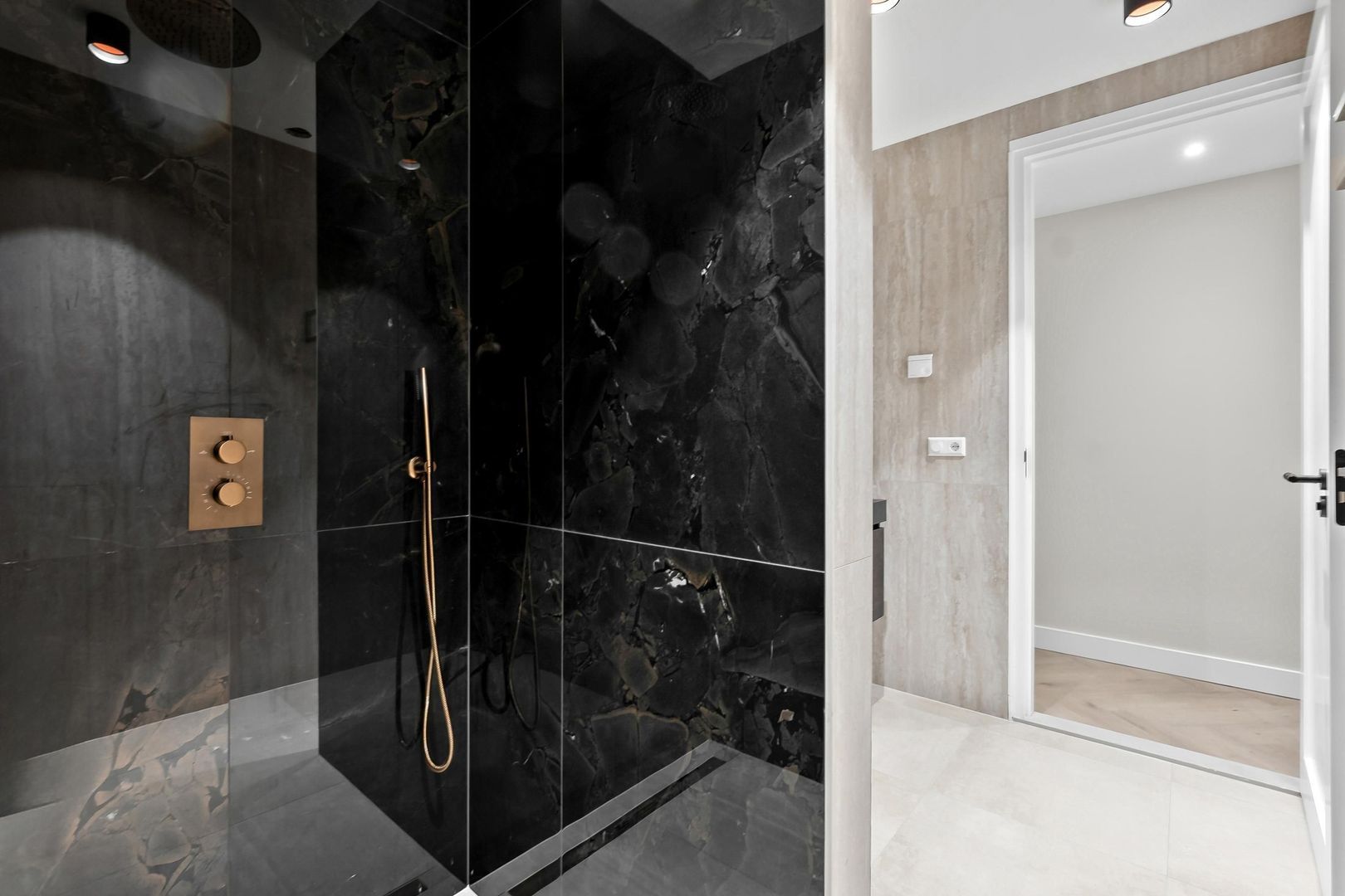 Dr. Lelykade 274 A, Den Haag foto-20 blur