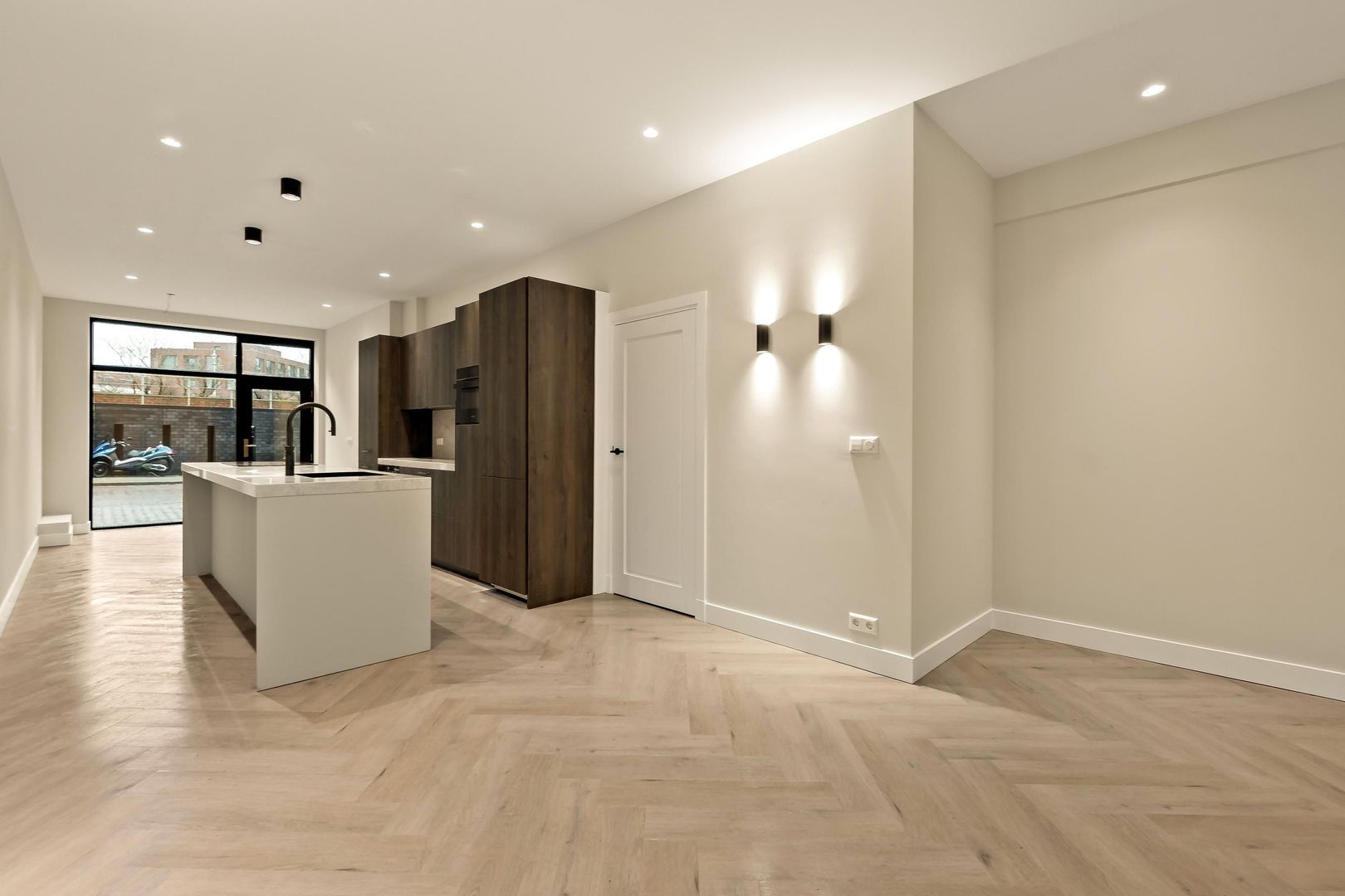 Dr. Lelykade 274 A, Den Haag foto-0 blur