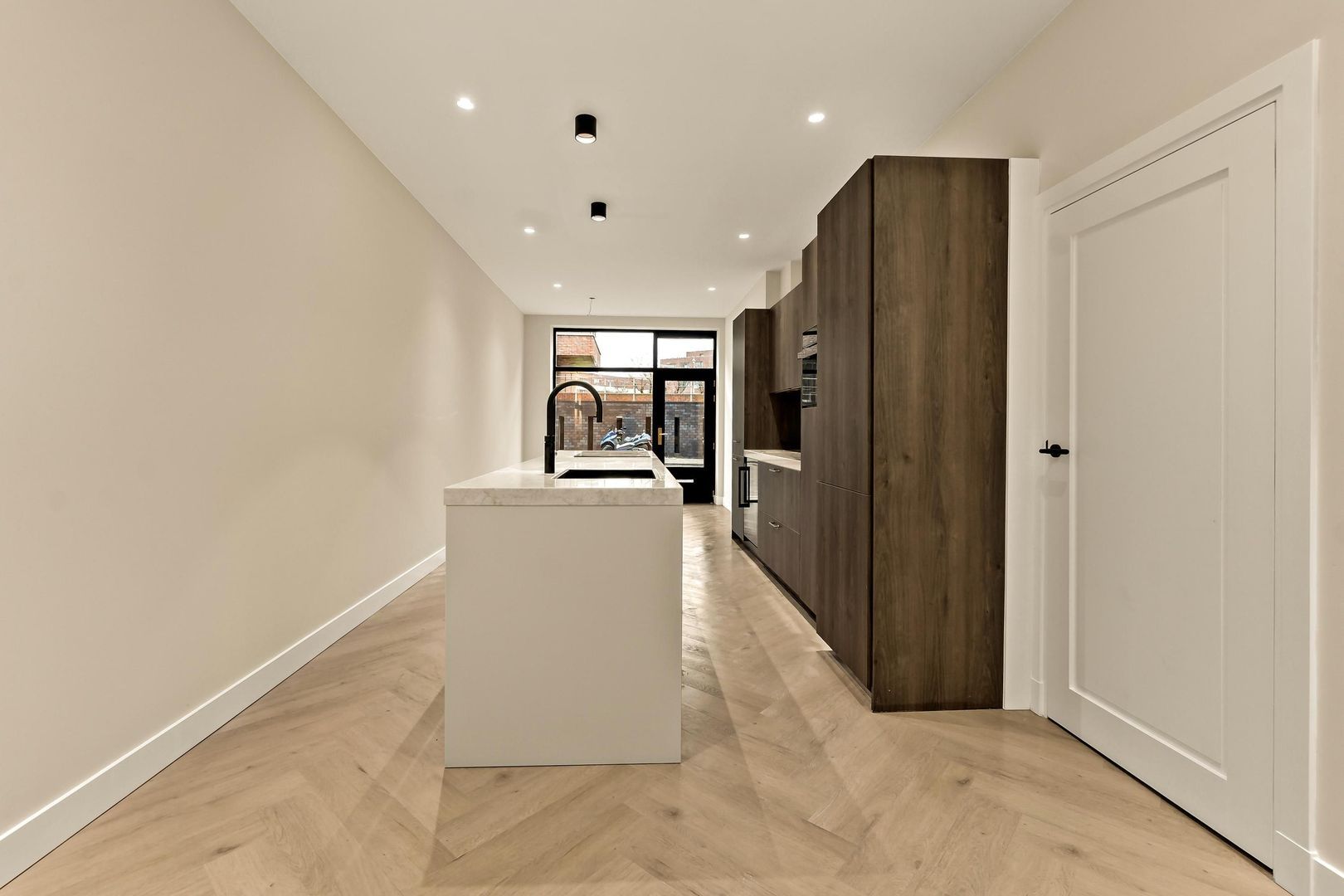 Dr. Lelykade 274 A, Den Haag foto-10 blur