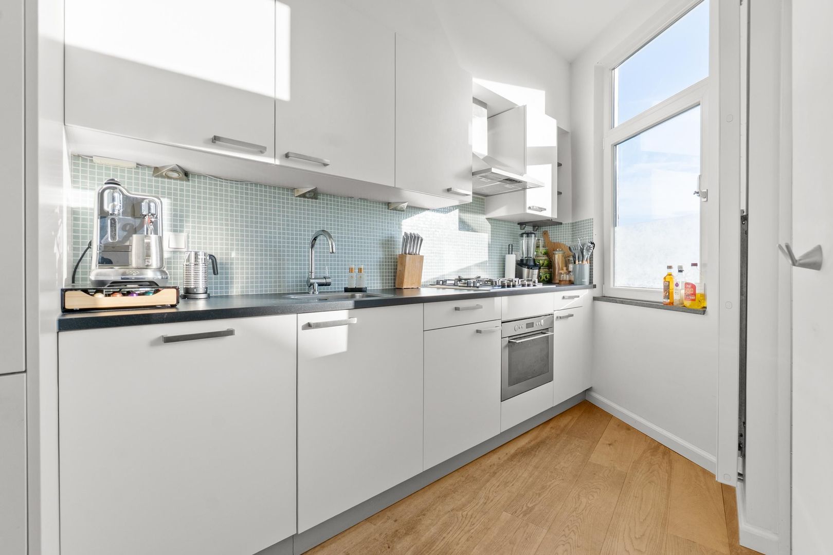 Pluvierstraat 434, Den Haag foto-2 blur