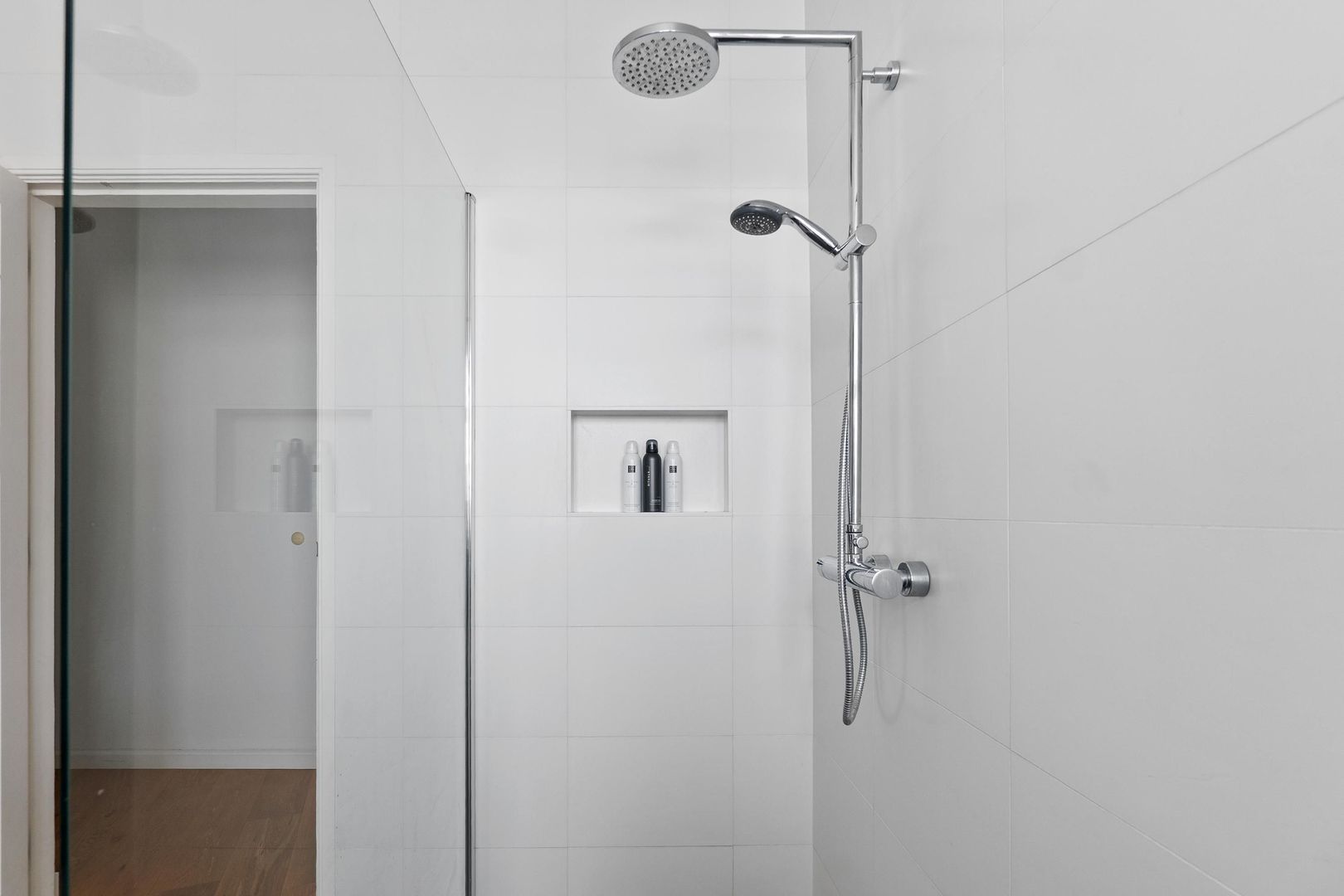 Pluvierstraat 434, Den Haag foto-20 blur