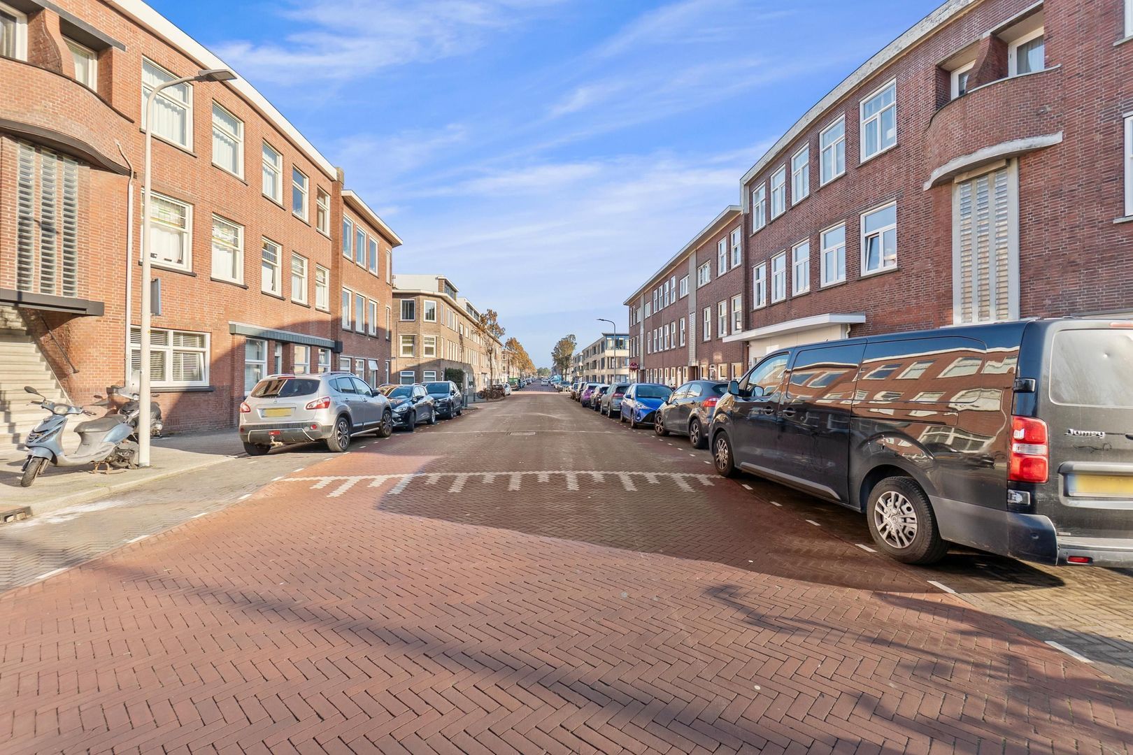 Pluvierstraat 434, Den Haag foto-26 blur