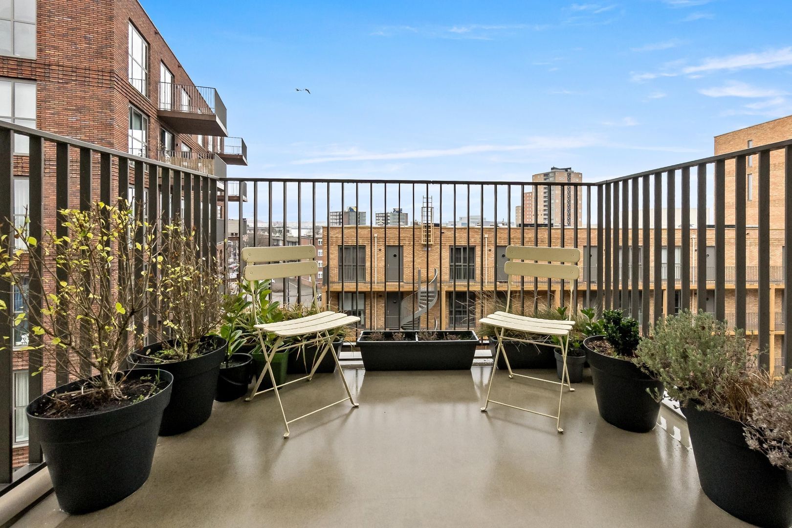 Diepeveenstraat 99, Rotterdam foto-14 blur