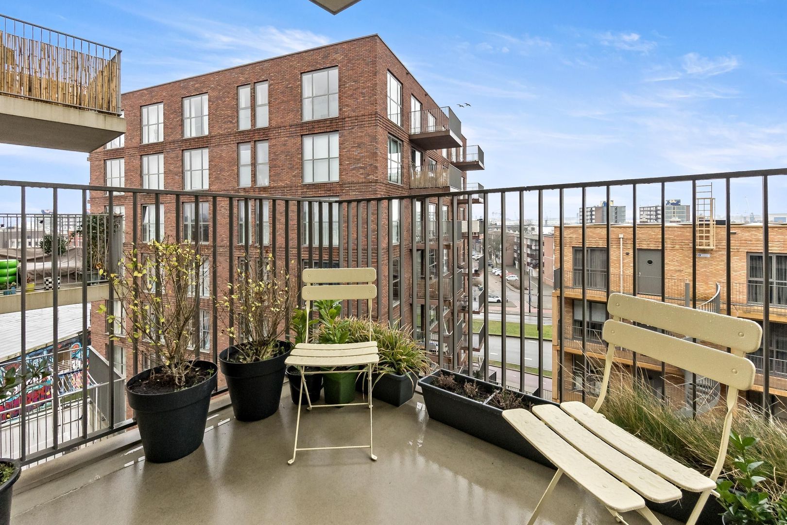 Diepeveenstraat 99, Rotterdam foto-15 blur