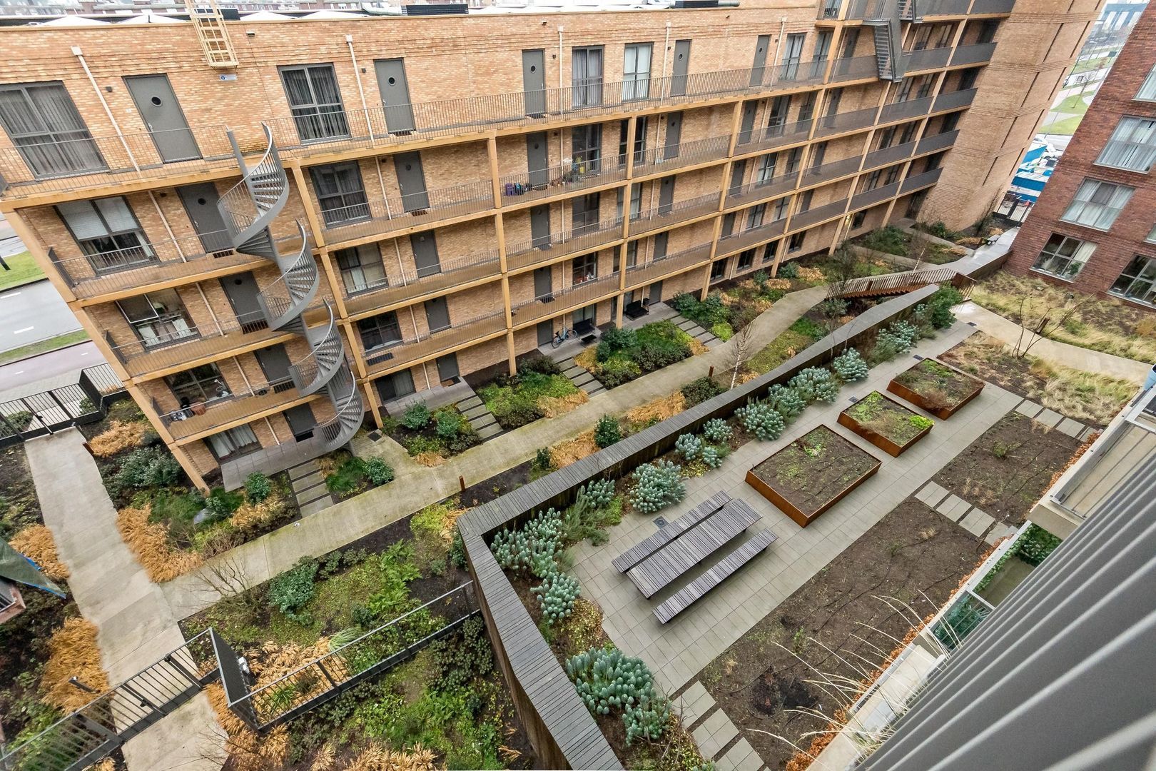 Diepeveenstraat 99, Rotterdam foto-18 blur