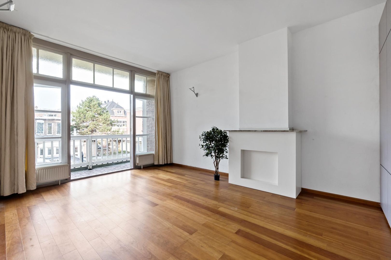 Laan van Meerdervoort 471, Den Haag foto-22 blur