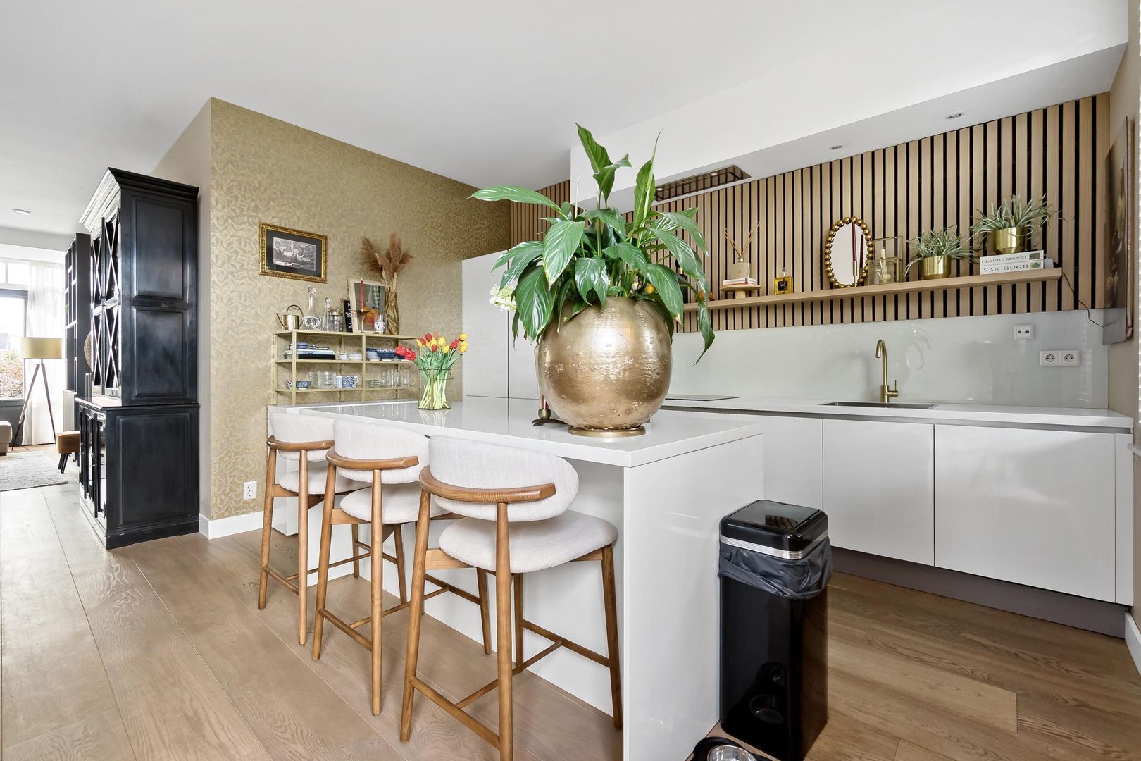 Ernest Hemingwaypark 30, Den Haag foto-20 blur