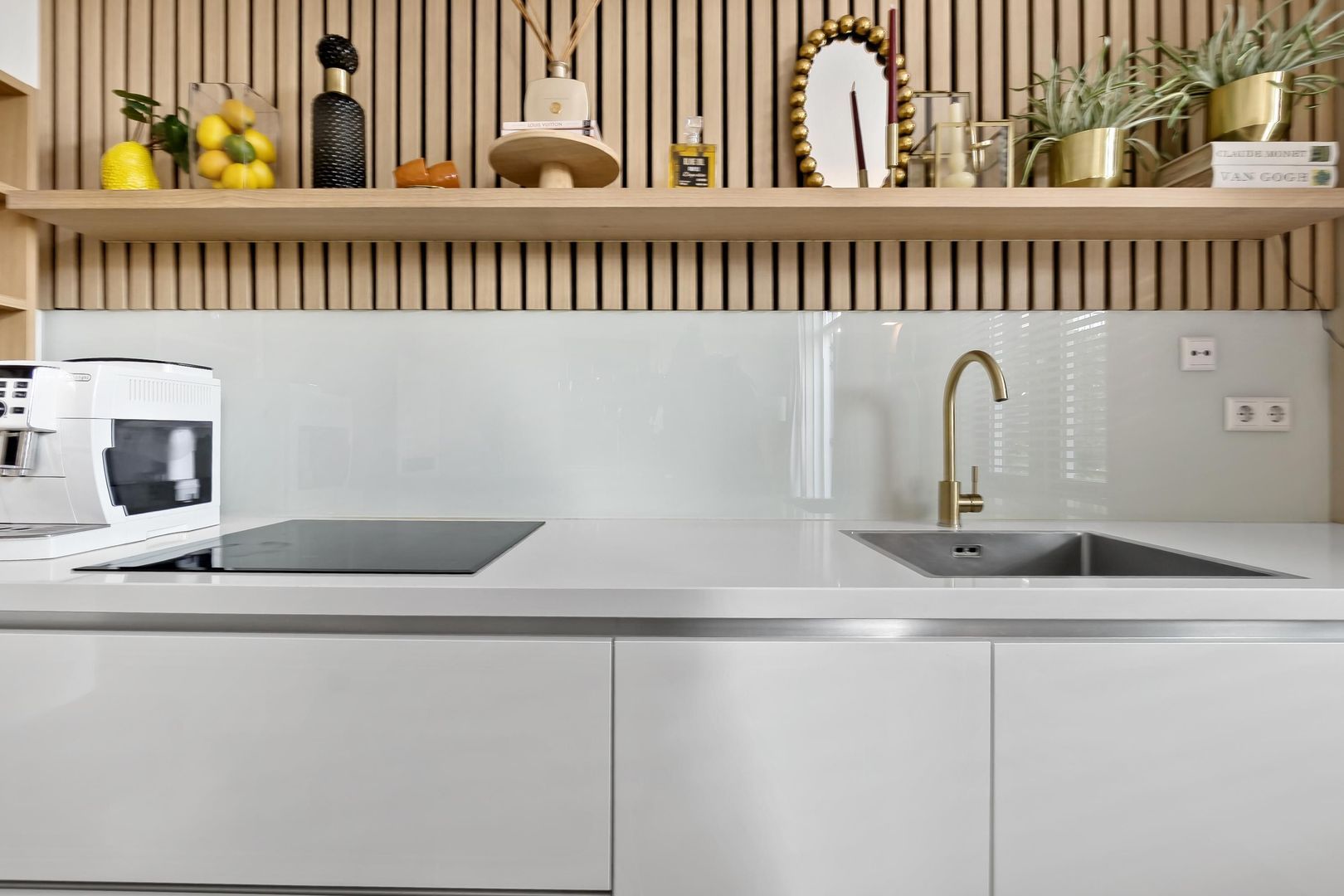 Ernest Hemingwaypark 30, Den Haag foto-24 blur