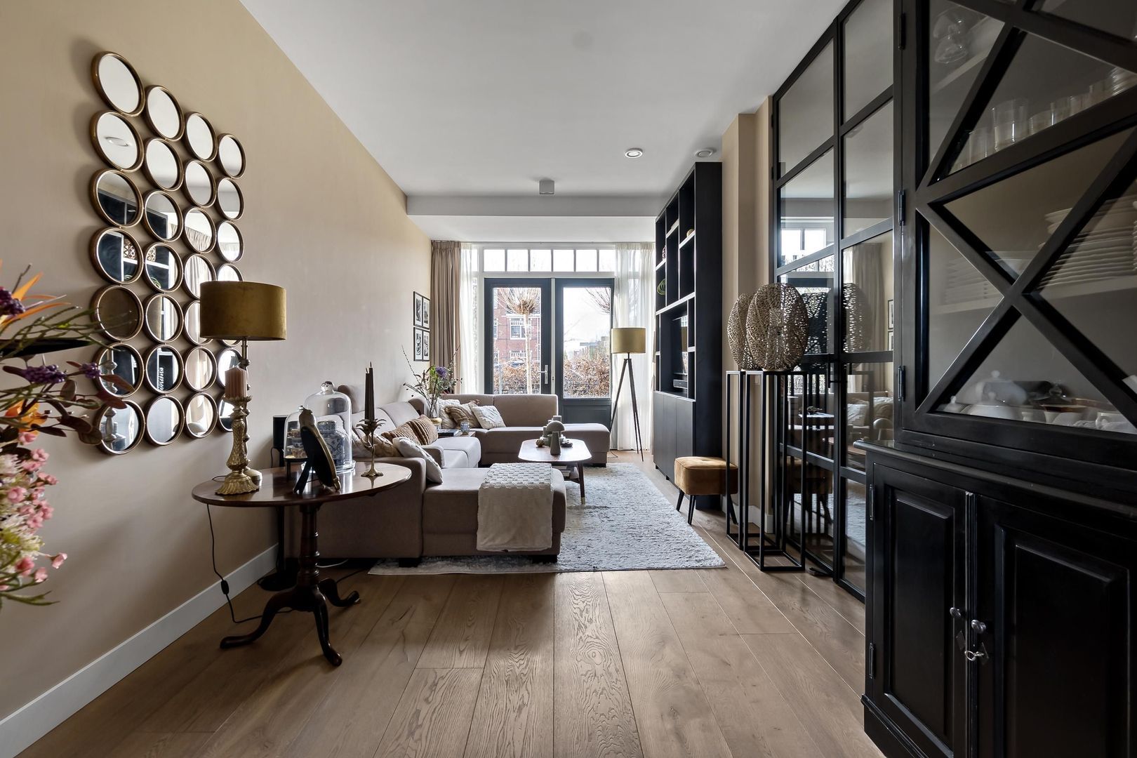 Ernest Hemingwaypark 30, Den Haag foto-30 blur