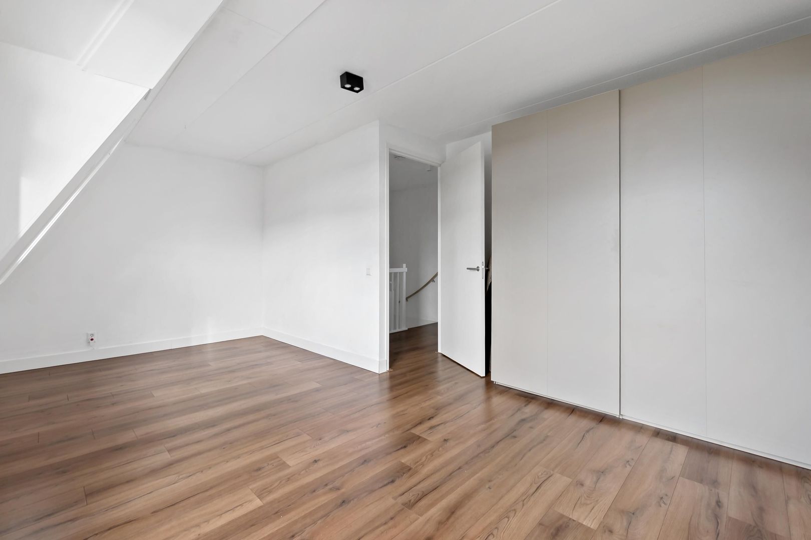 Ernest Hemingwaypark 30, Den Haag foto-58 blur