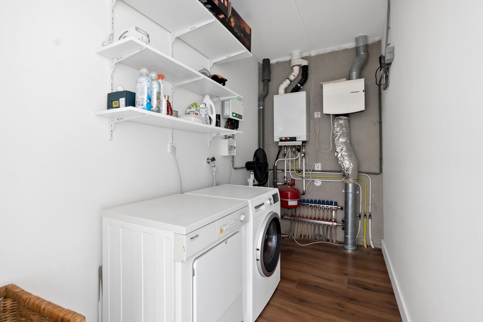 Ernest Hemingwaypark 30, Den Haag foto-64 blur