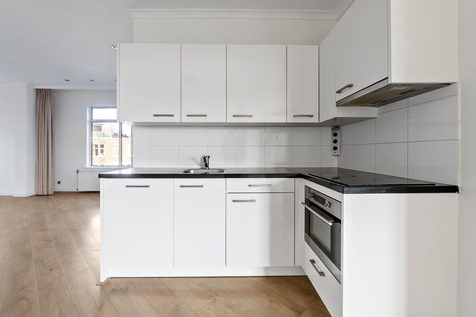 Mient 382, Den Haag foto-10 blur