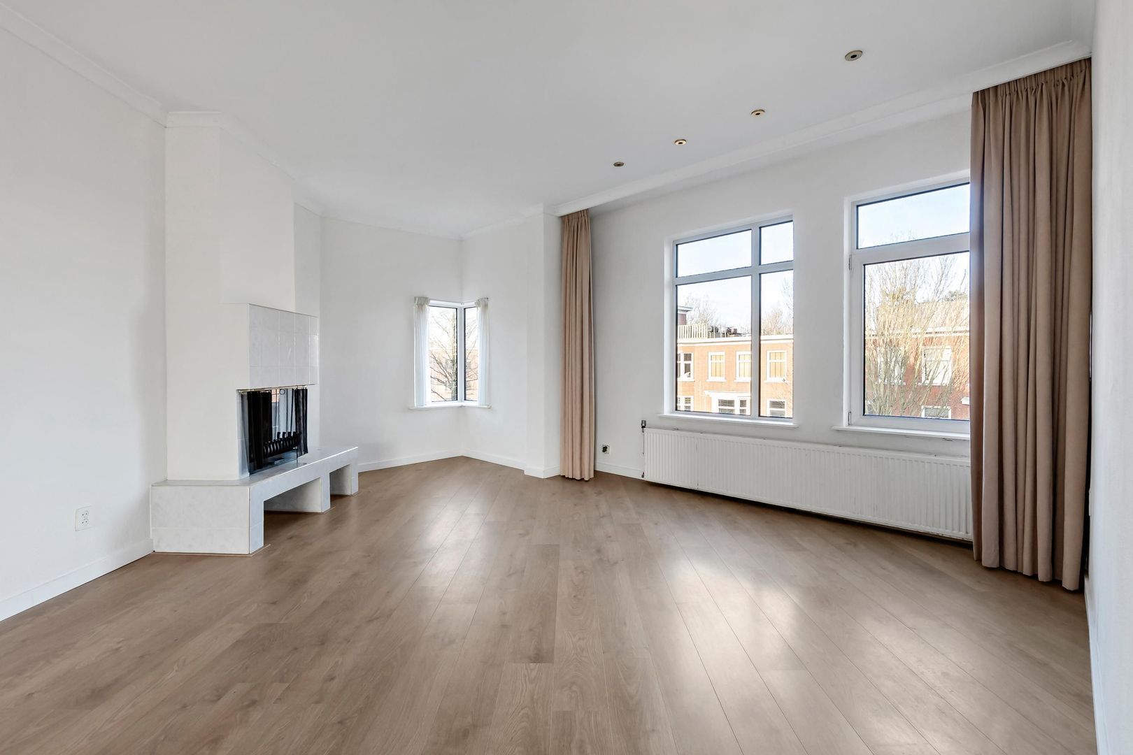 Mient 382, Den Haag foto-12 blur