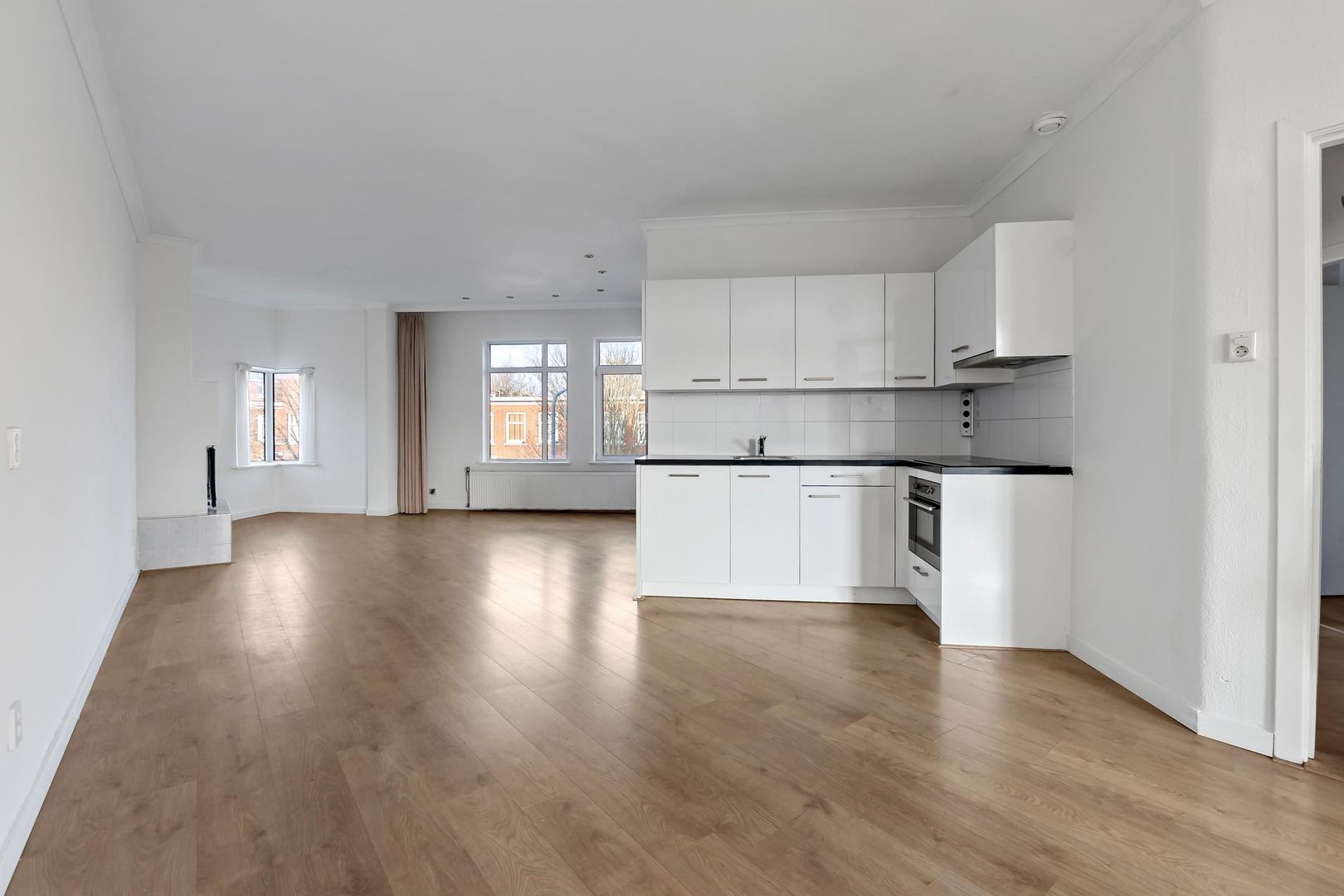 Mient 382, Den Haag foto-1 blur