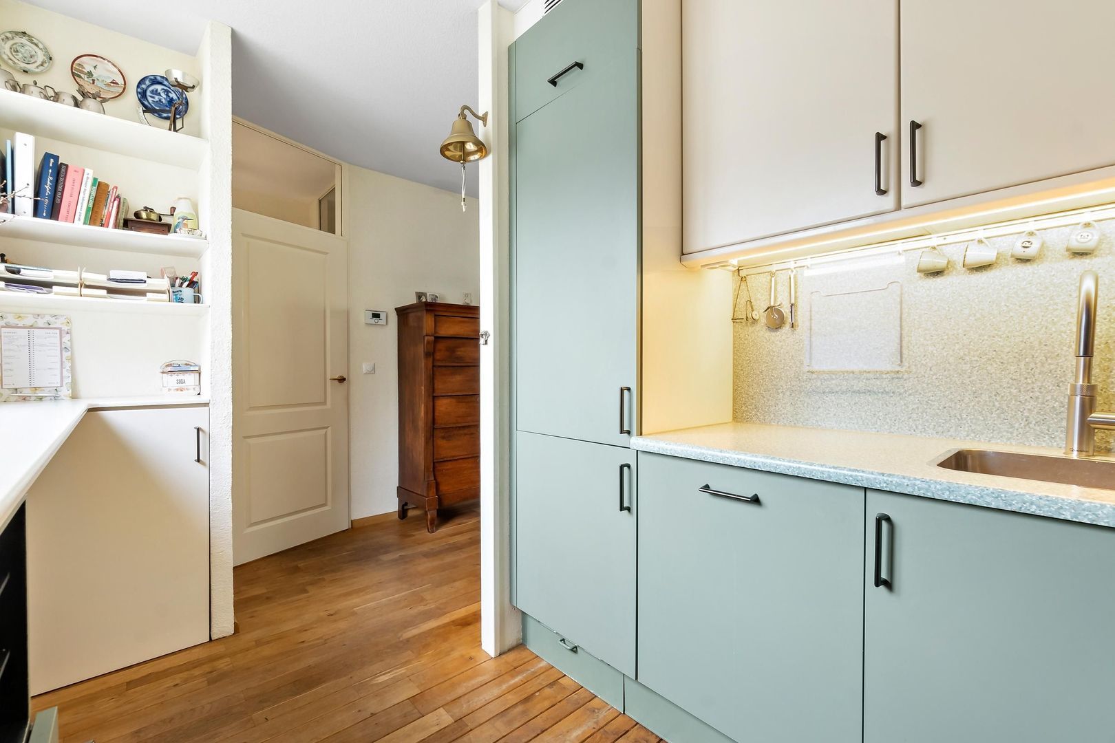 Architect Berlagelaan 98, Den Haag foto-19 blur