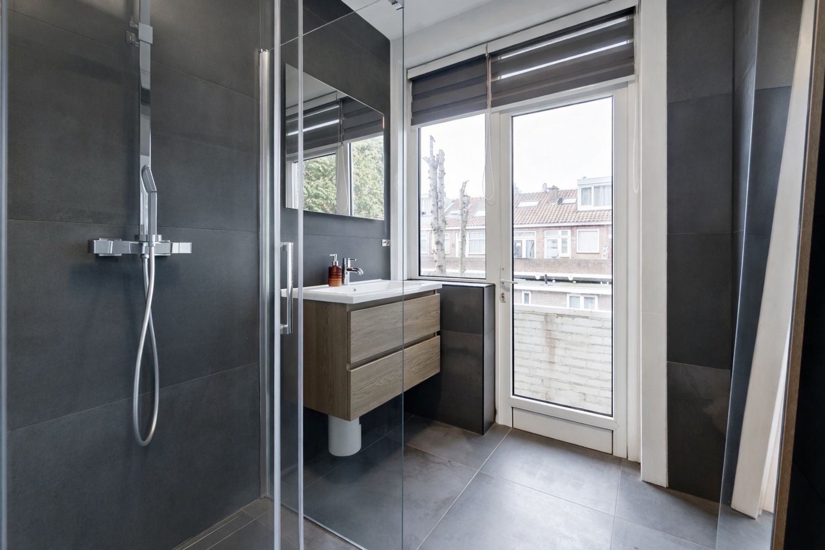 De Genestetlaan 263, Den Haag foto-18 blur