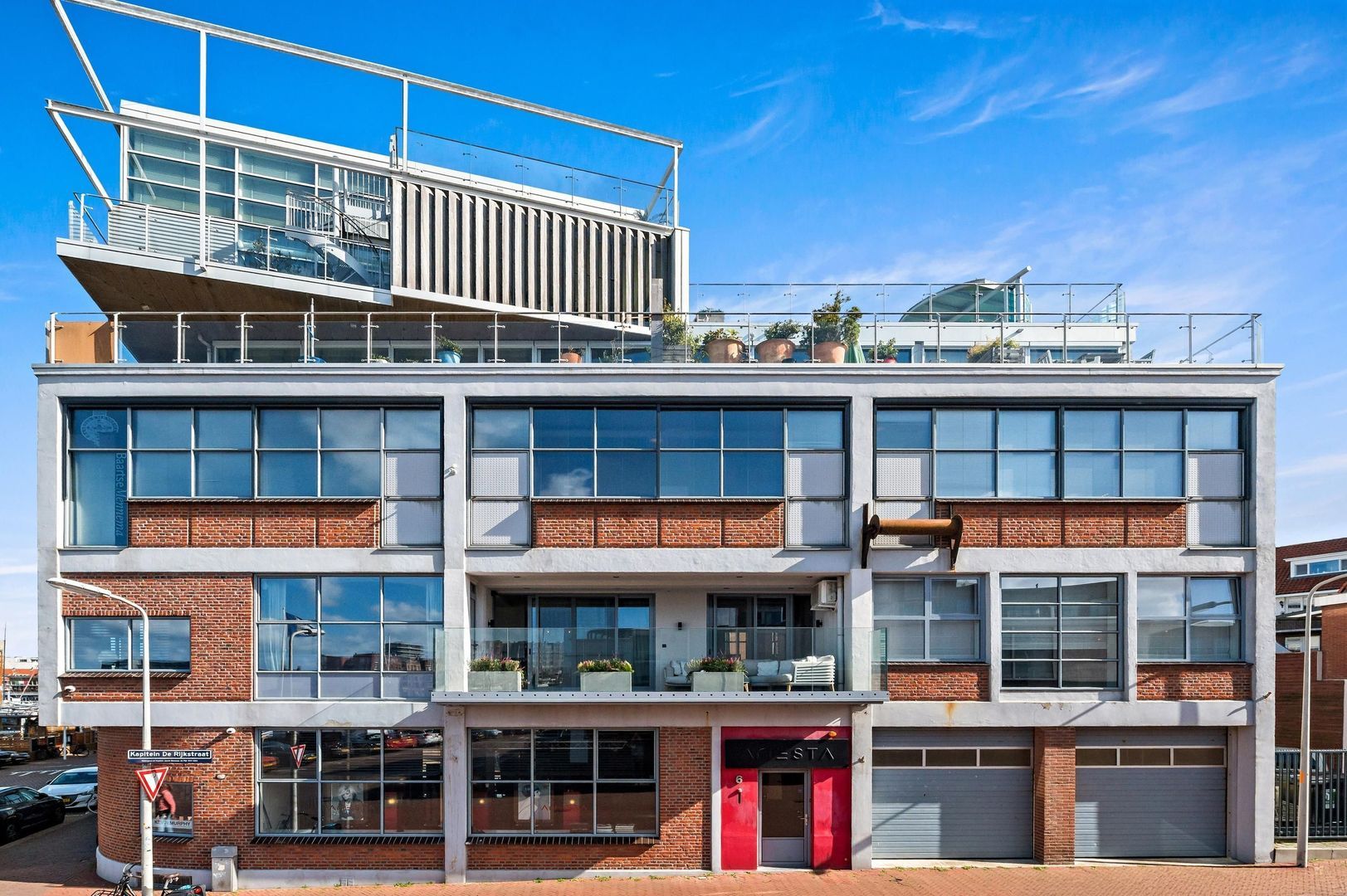 Dr. Lelykade 62 A, Den Haag foto-1 blur