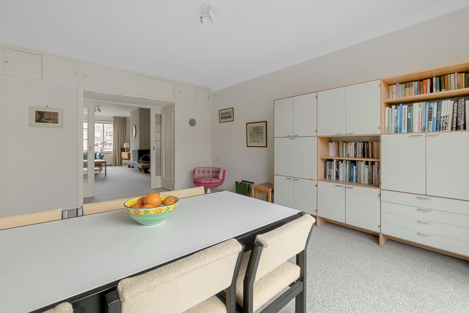 Pinksterbloemplein 46, Den Haag foto-3 blur