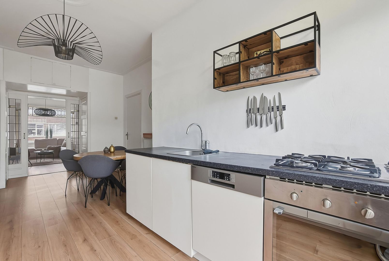 Heelsumstraat 75, Den Haag foto-20 blur