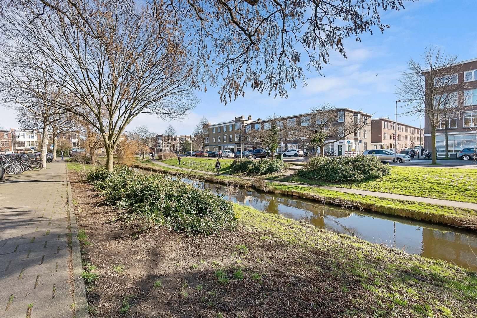 Mient 37, Den Haag foto-40 blur