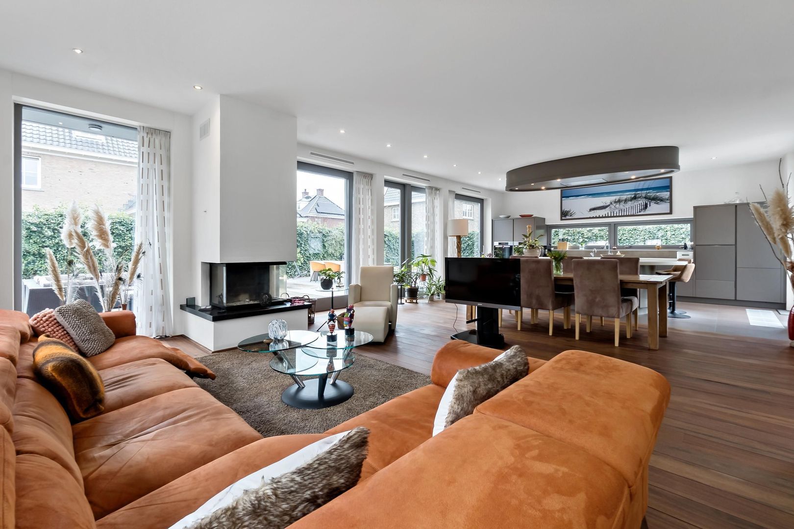 Oostmadeweg 15, Den Haag foto-1 blur