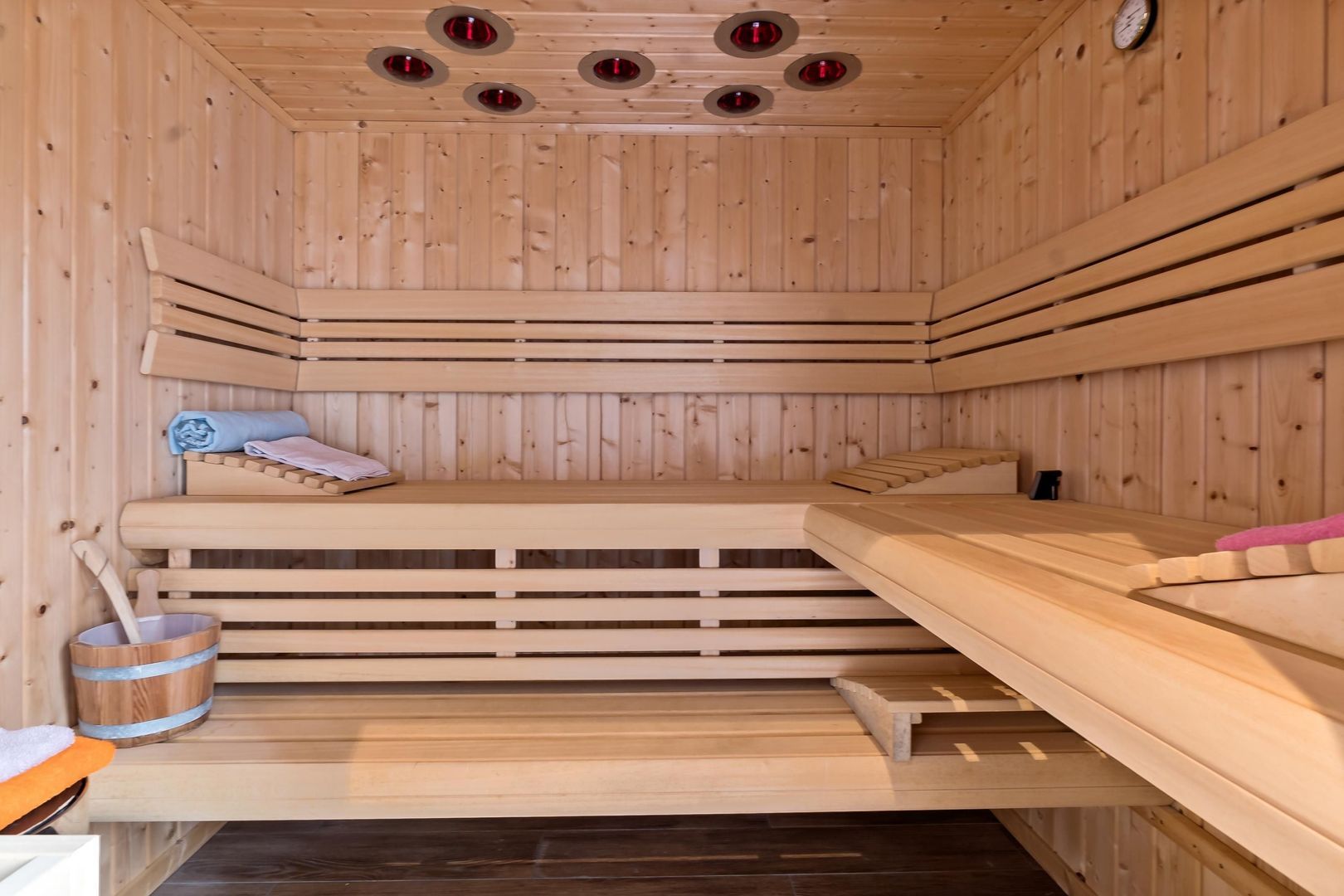 Oostmadeweg 15, Den Haag foto-39 blur