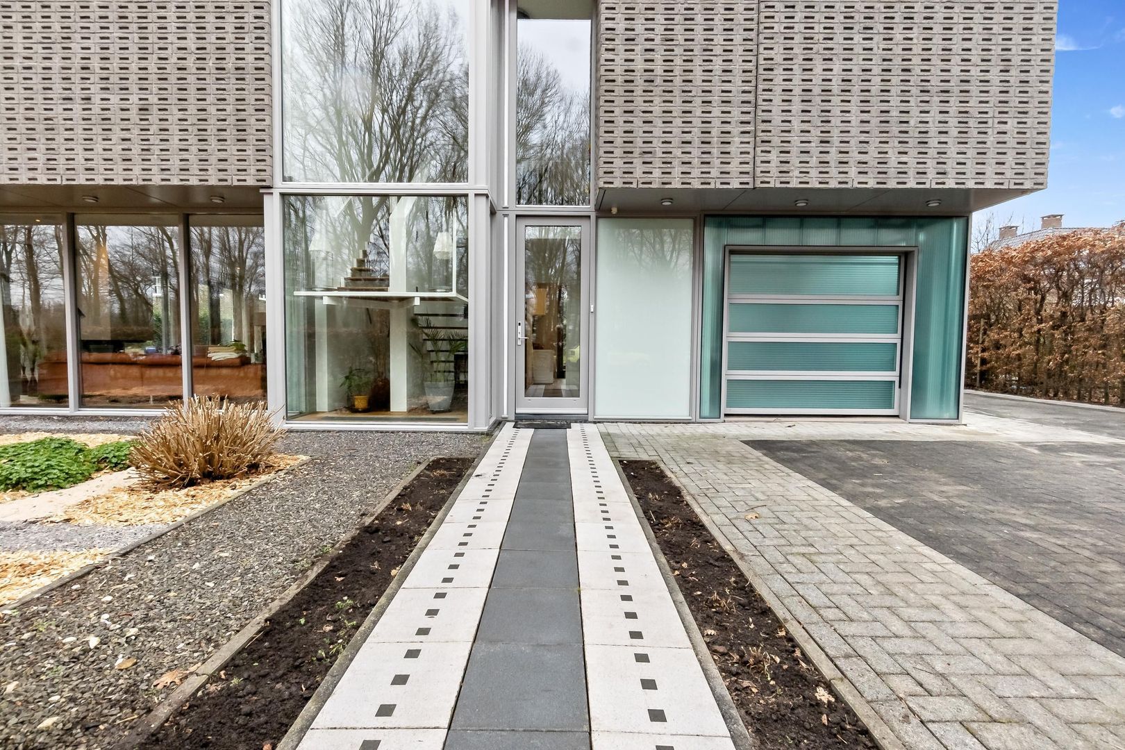 Oostmadeweg 15, Den Haag foto-3 blur