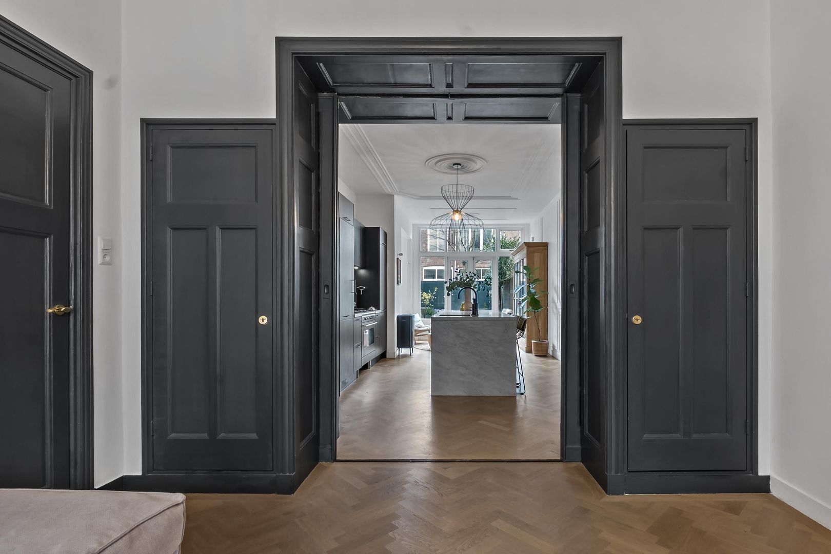 Ten Hovestraat 62, Den Haag foto-10 blur