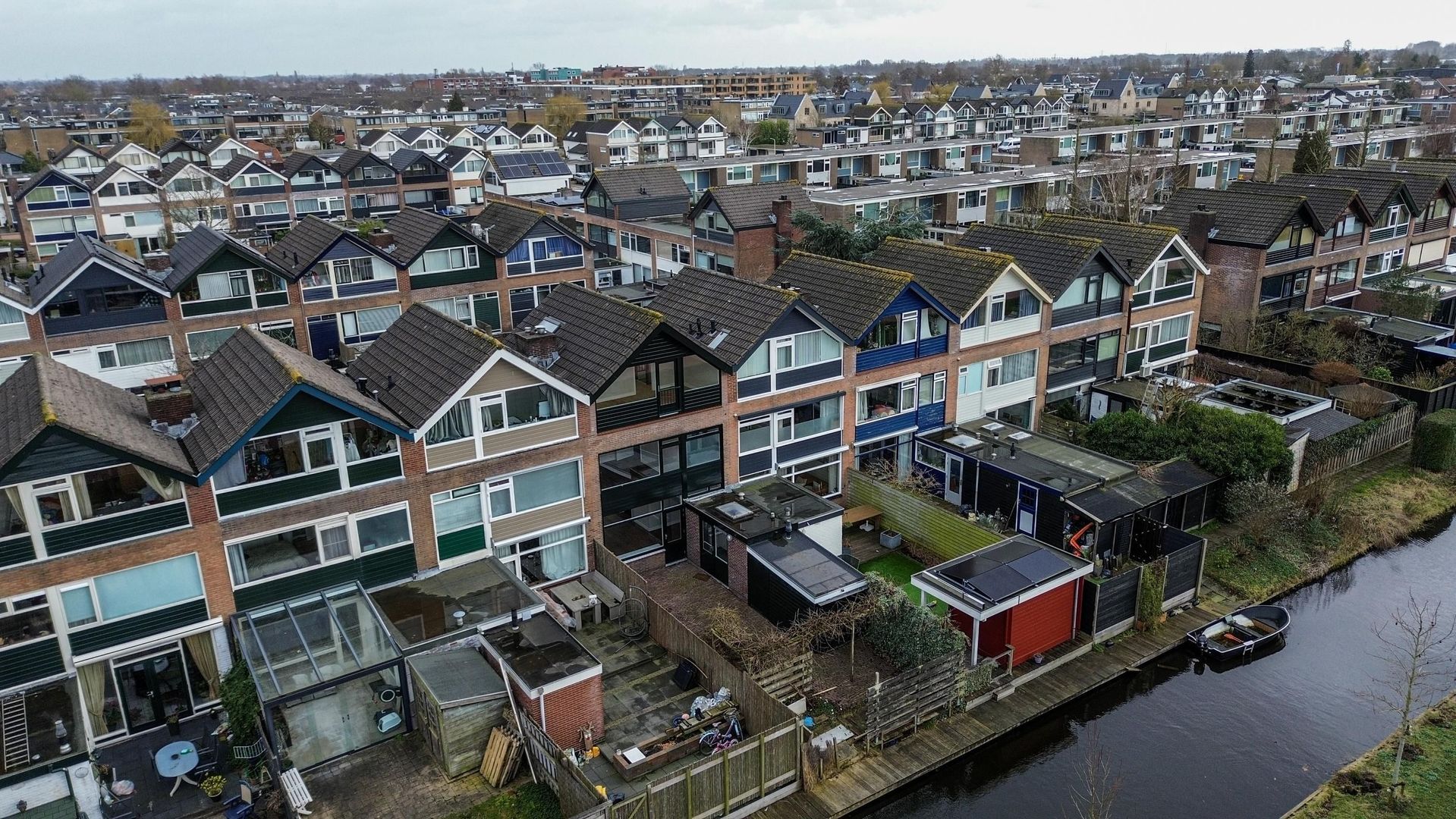 Van Goghstraat 75, Reeuwijk foto-1 blur