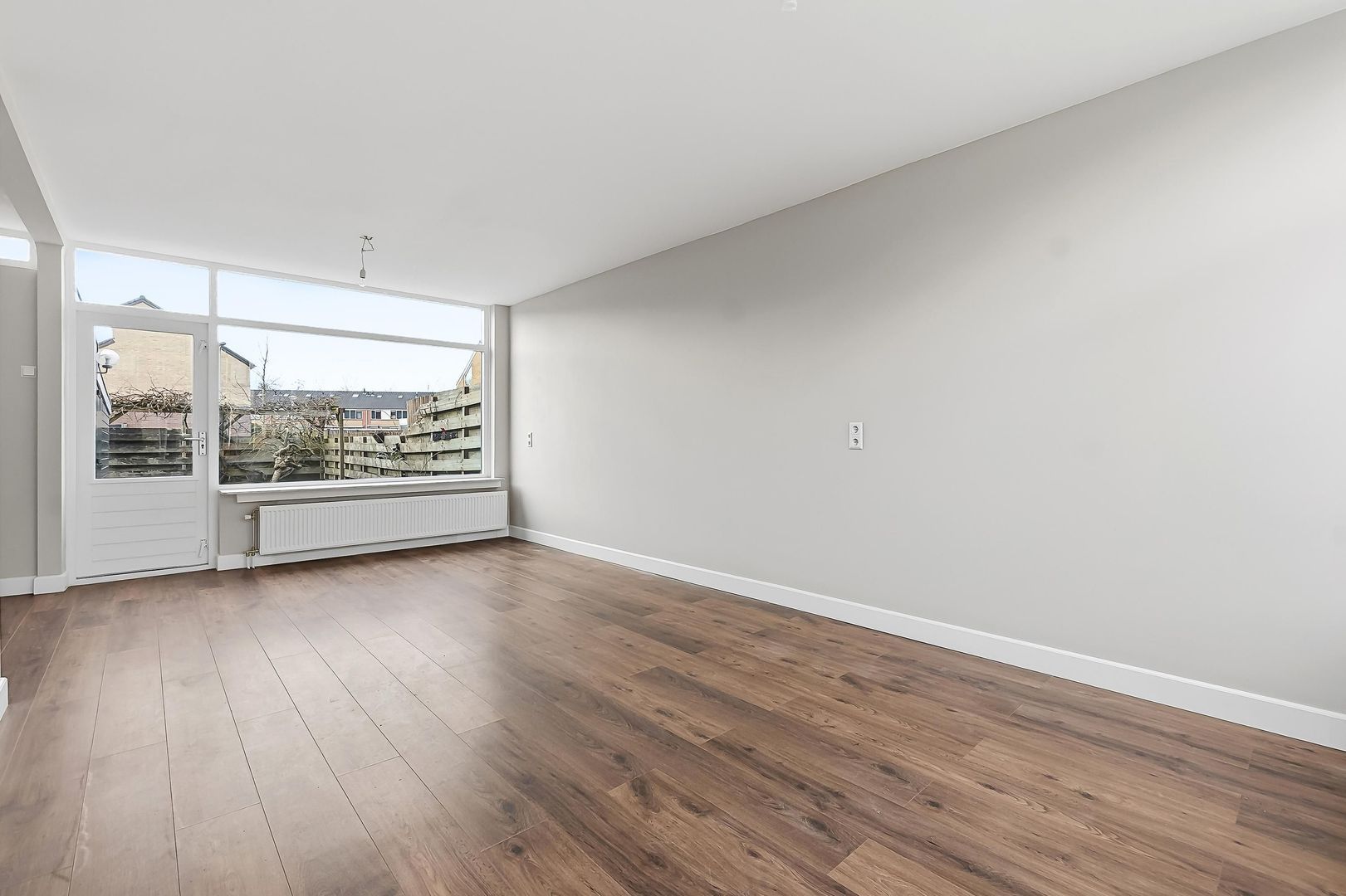 Van Goghstraat 75, Reeuwijk foto-8 blur